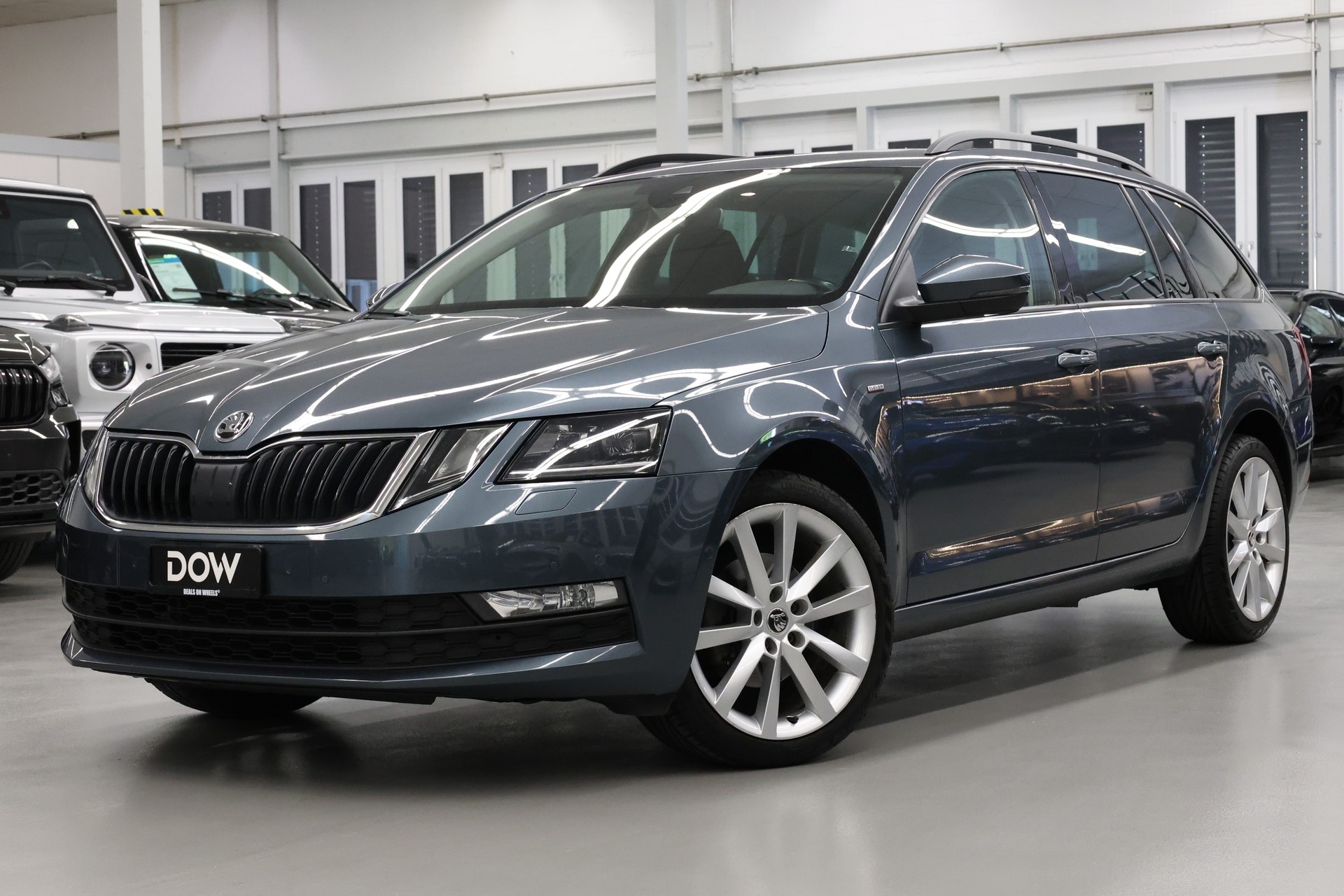 SKODA Octavia Combi 2.0 TDI 150 Ambition DSG-image-0