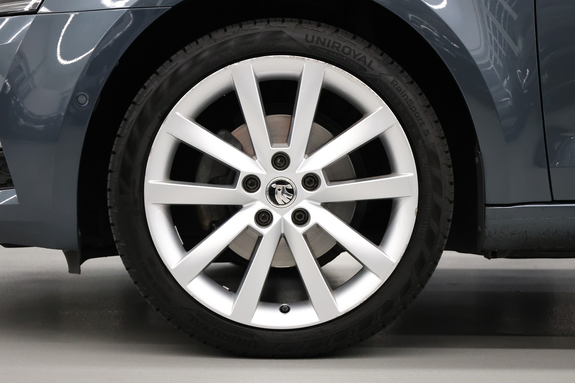 SKODA Octavia Combi 2.0 TDI 150 Ambition DSG-image-11