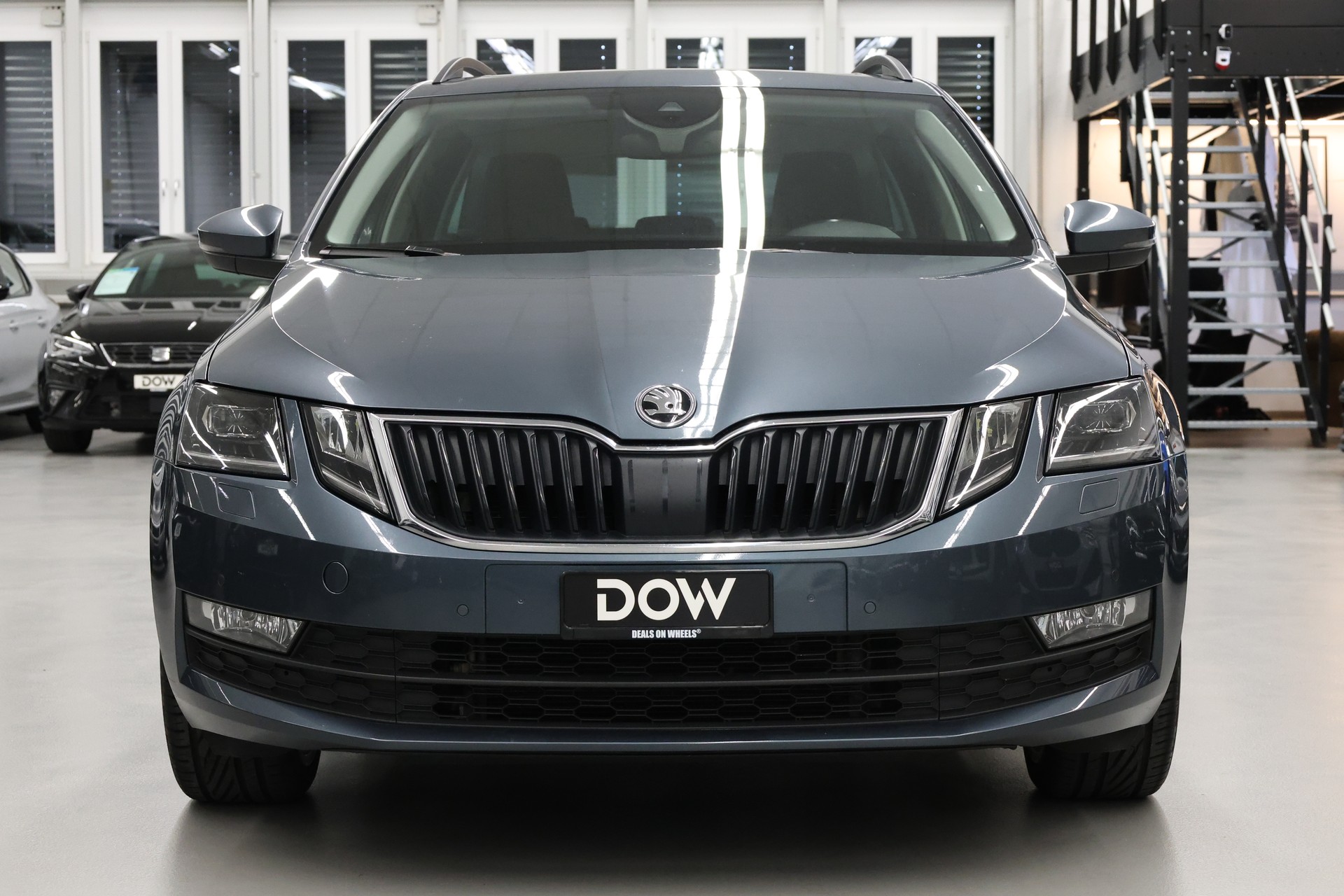 SKODA Octavia Combi 2.0 TDI 150 Ambition DSG-image-4