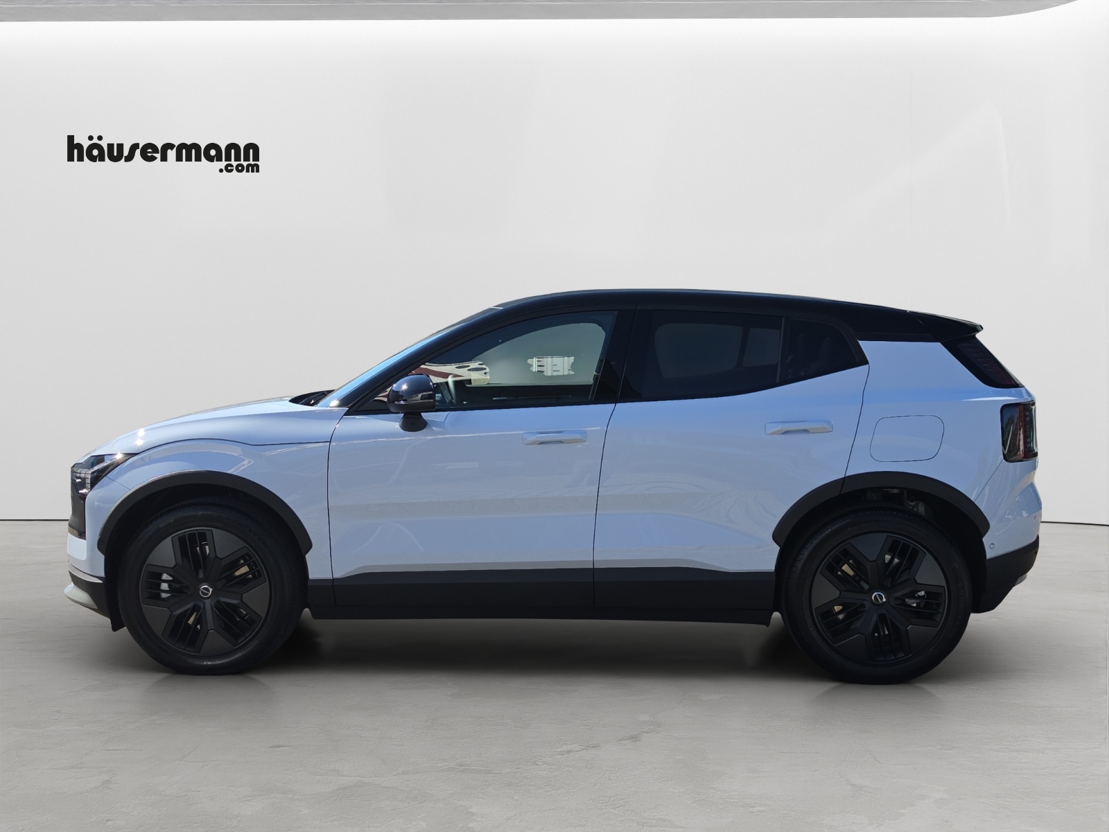 VOLVO EX30 CC P8 Ultra AWD-image-2