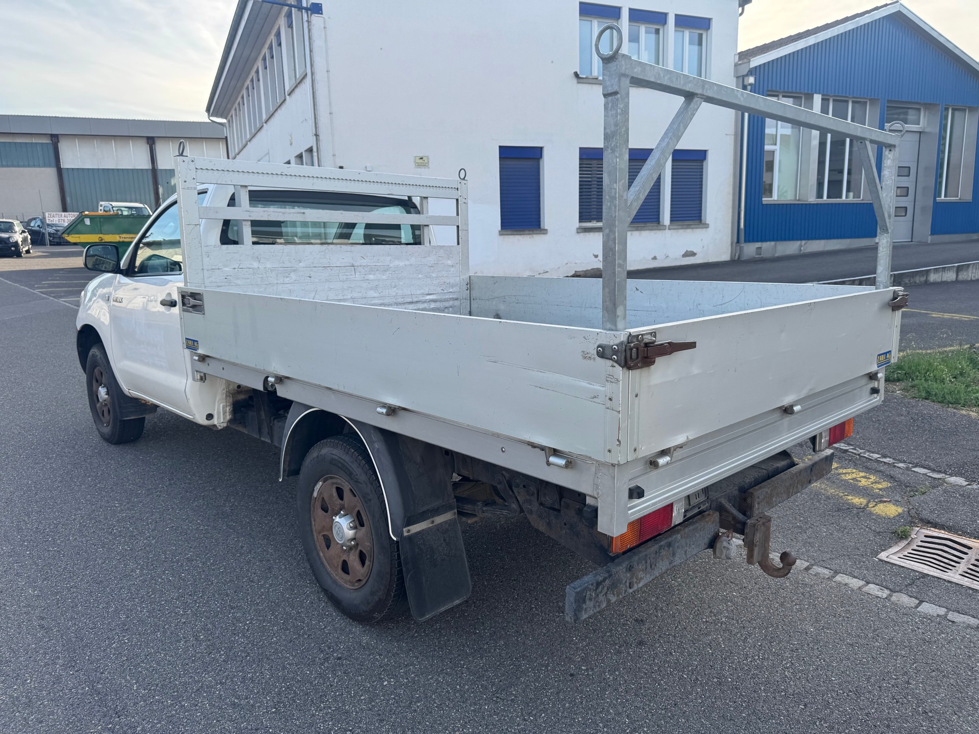 TOYOTA Hilux 4x4 SingleCab LineaTerra-image-6