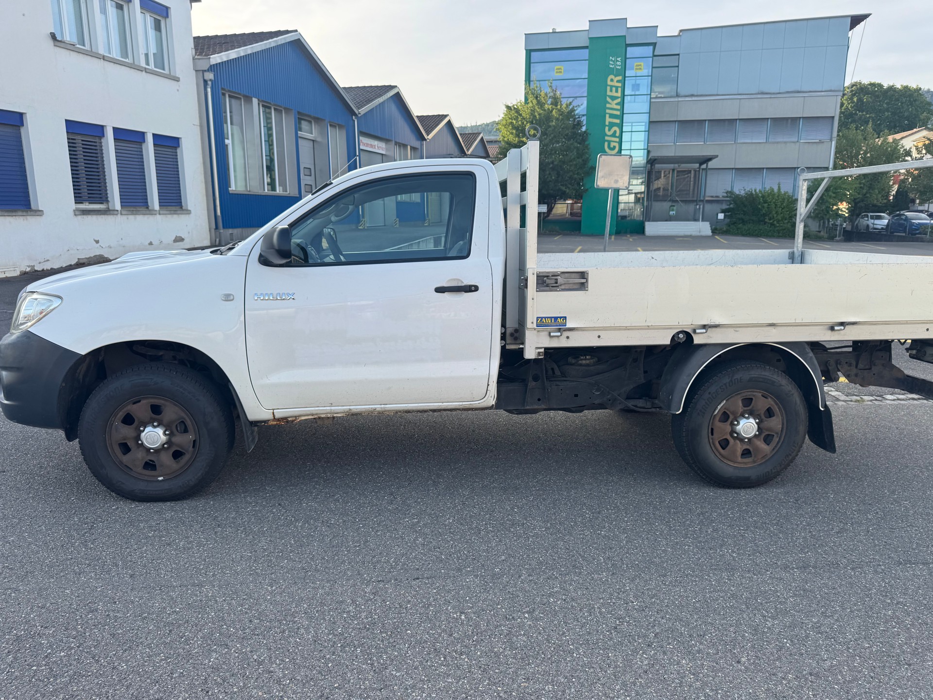 TOYOTA Hilux 4x4 SingleCab LineaTerra-image-7