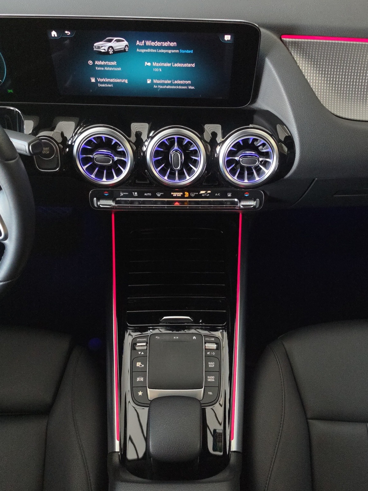 MERCEDES-BENZ EQA 300 4Matic-image-14