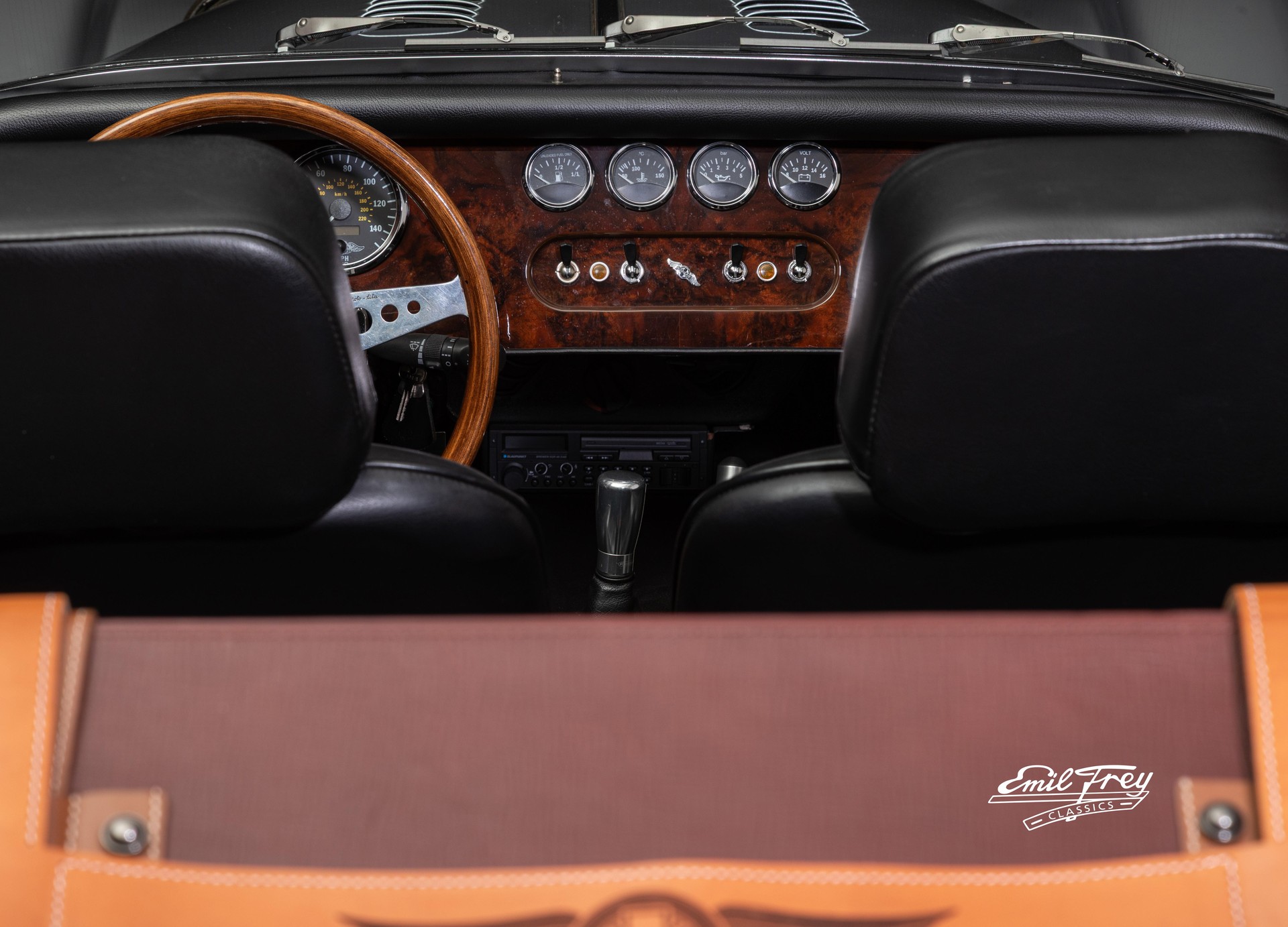 MORGAN Plus 8-image-5