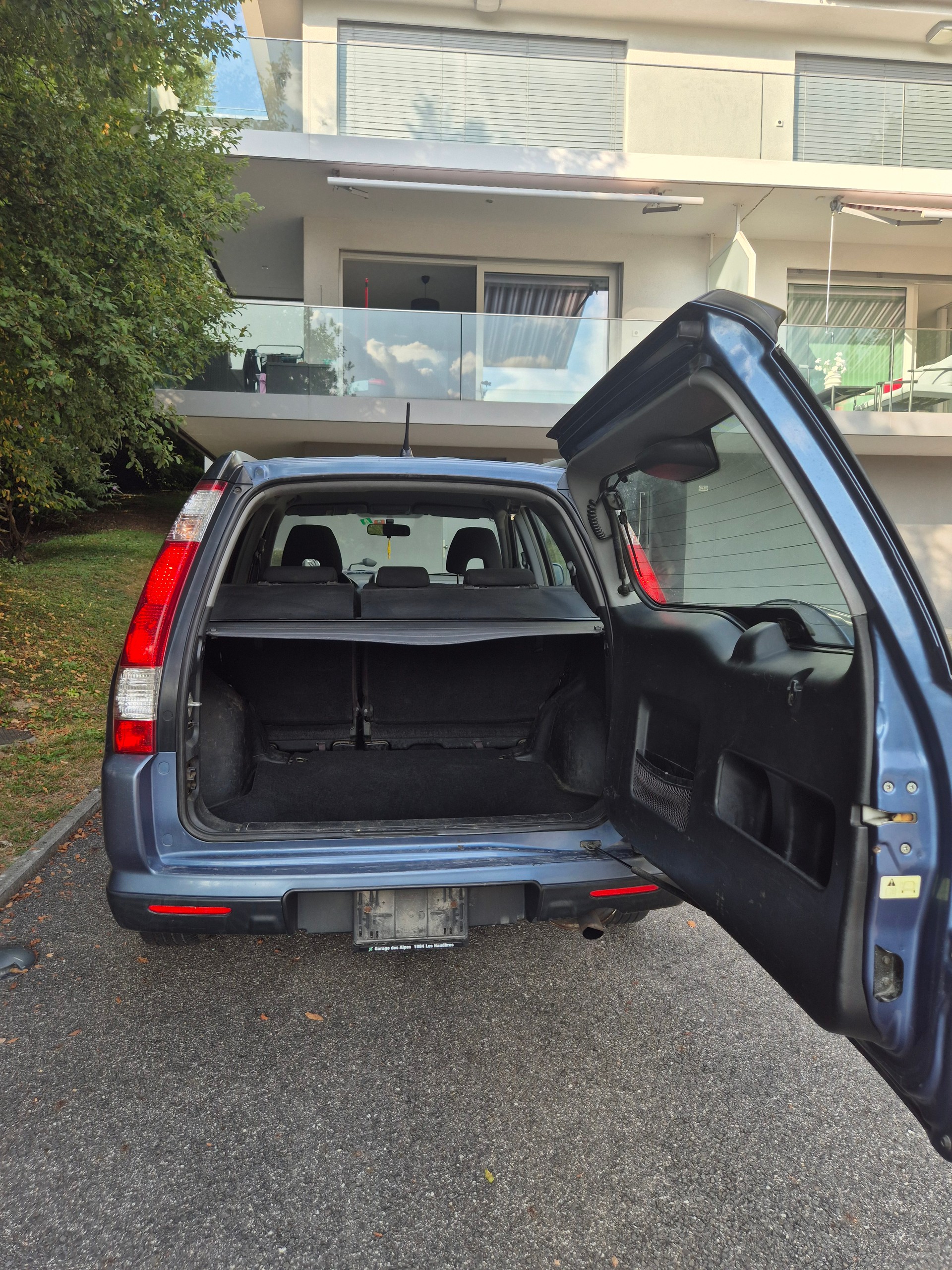 HONDA CR-V 2.2 i-CTDi 4WD Executive-image-9