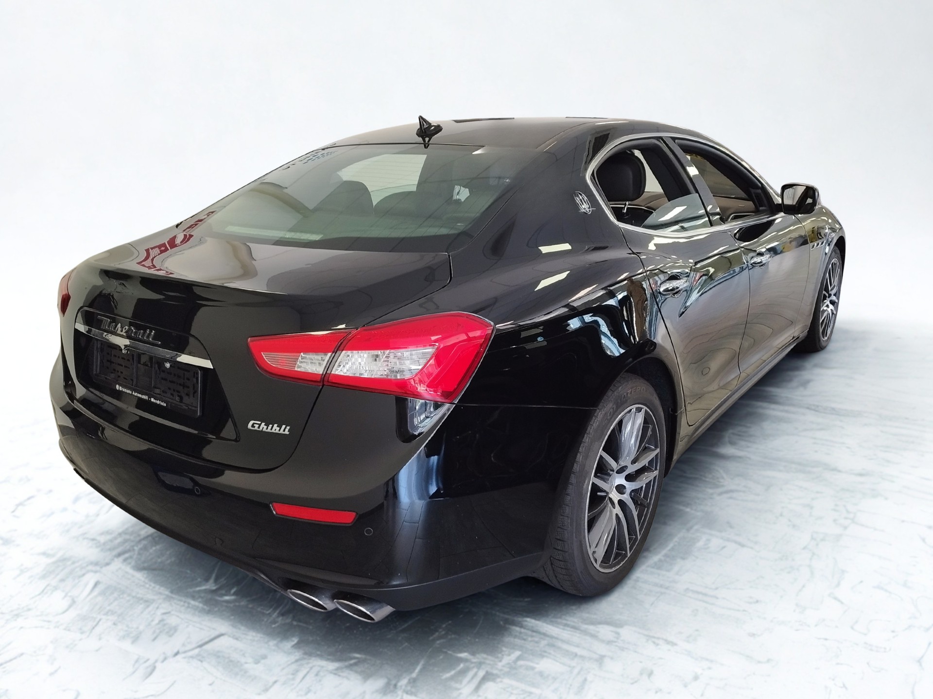 MASERATI Ghibli D 3.0 V6 Automatica-image-1
