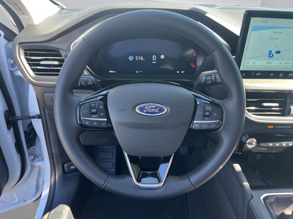 FORD Kuga 1.5 SCTi Titanium FWD-image-12