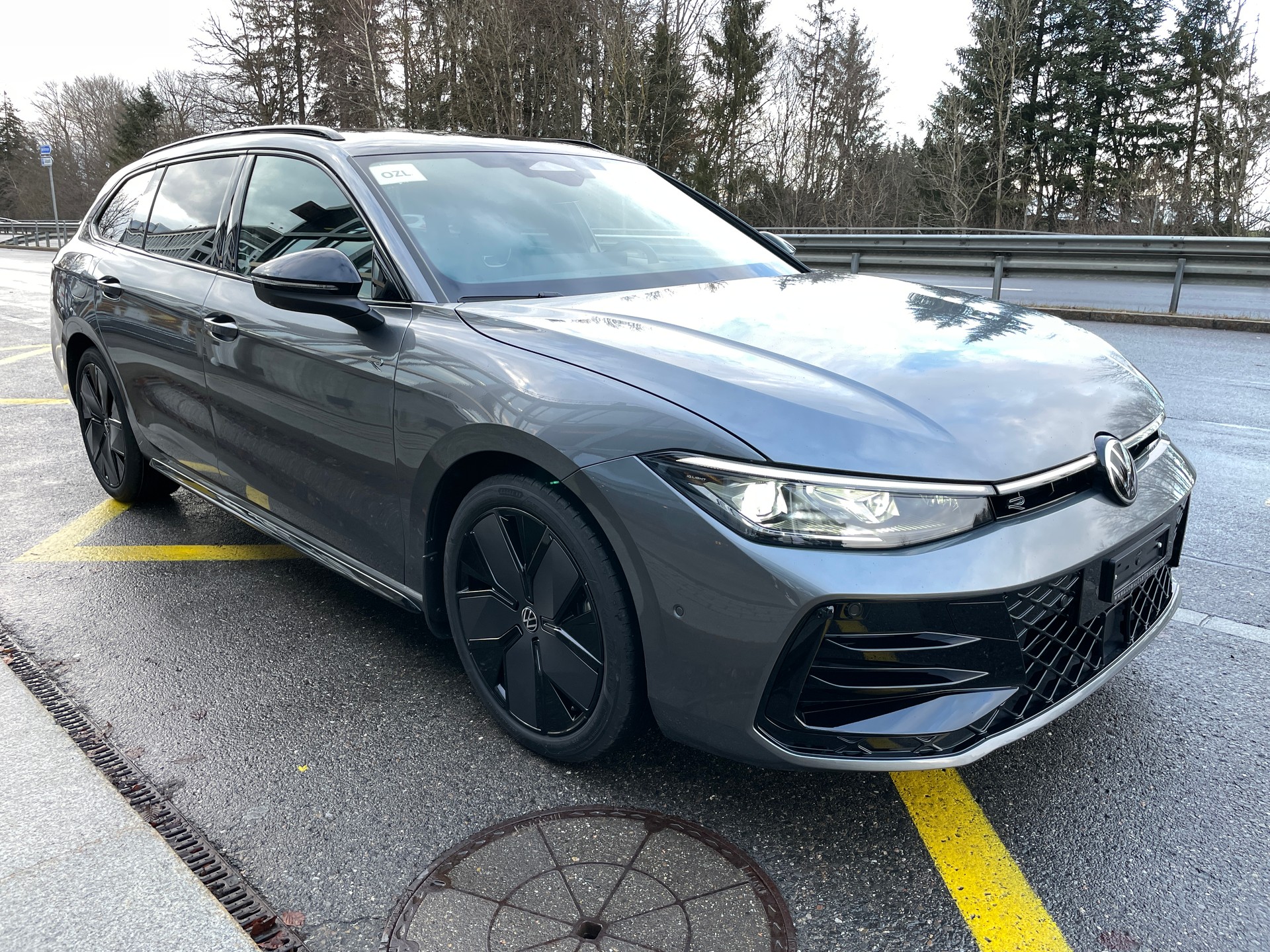 VW Passat Variant 2.0 TDI evo R-Line 4 Motion DSG-image-2