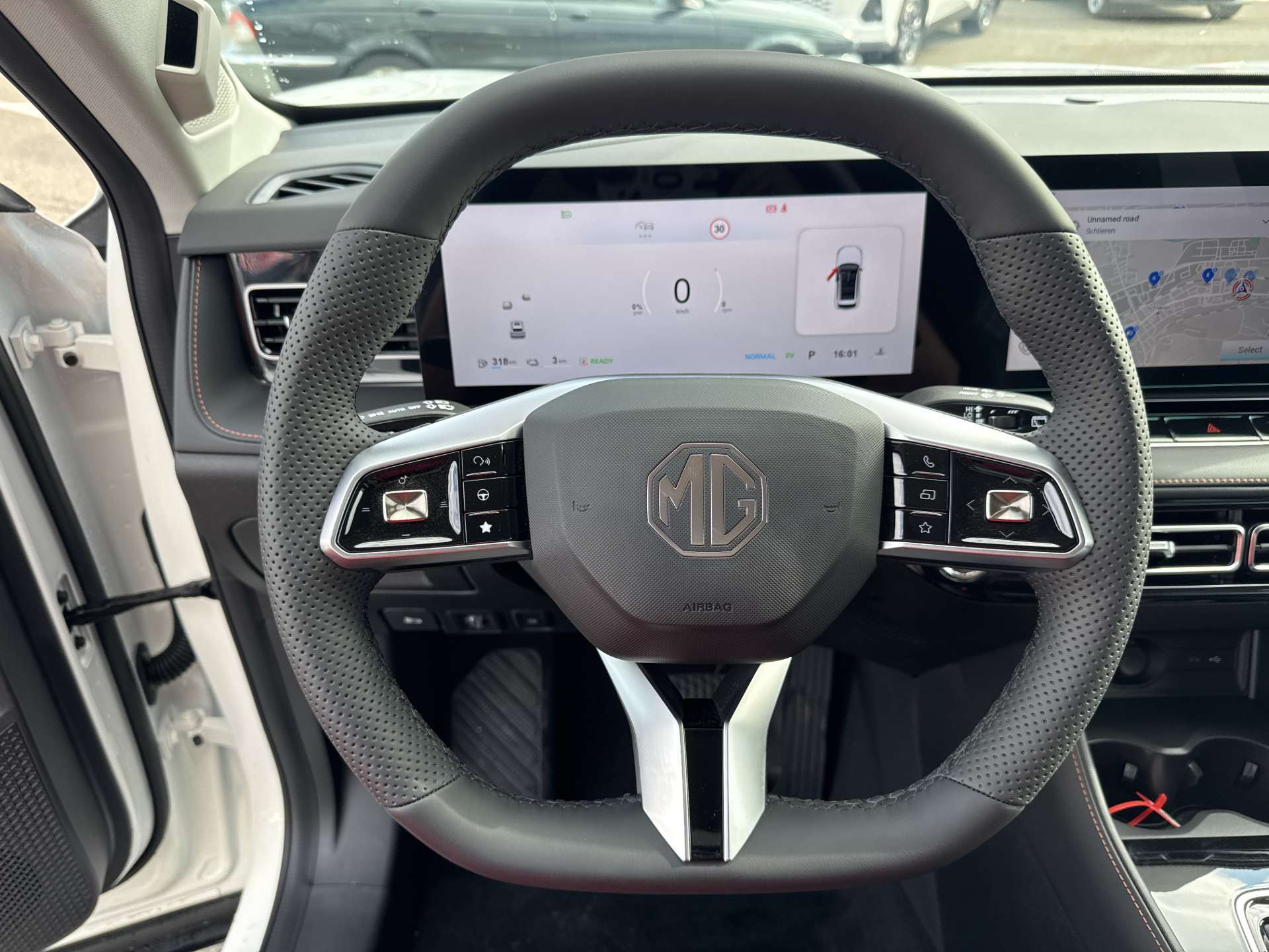 MG HS 1.5 T PHEV Comfort 272PS Automat-image-15