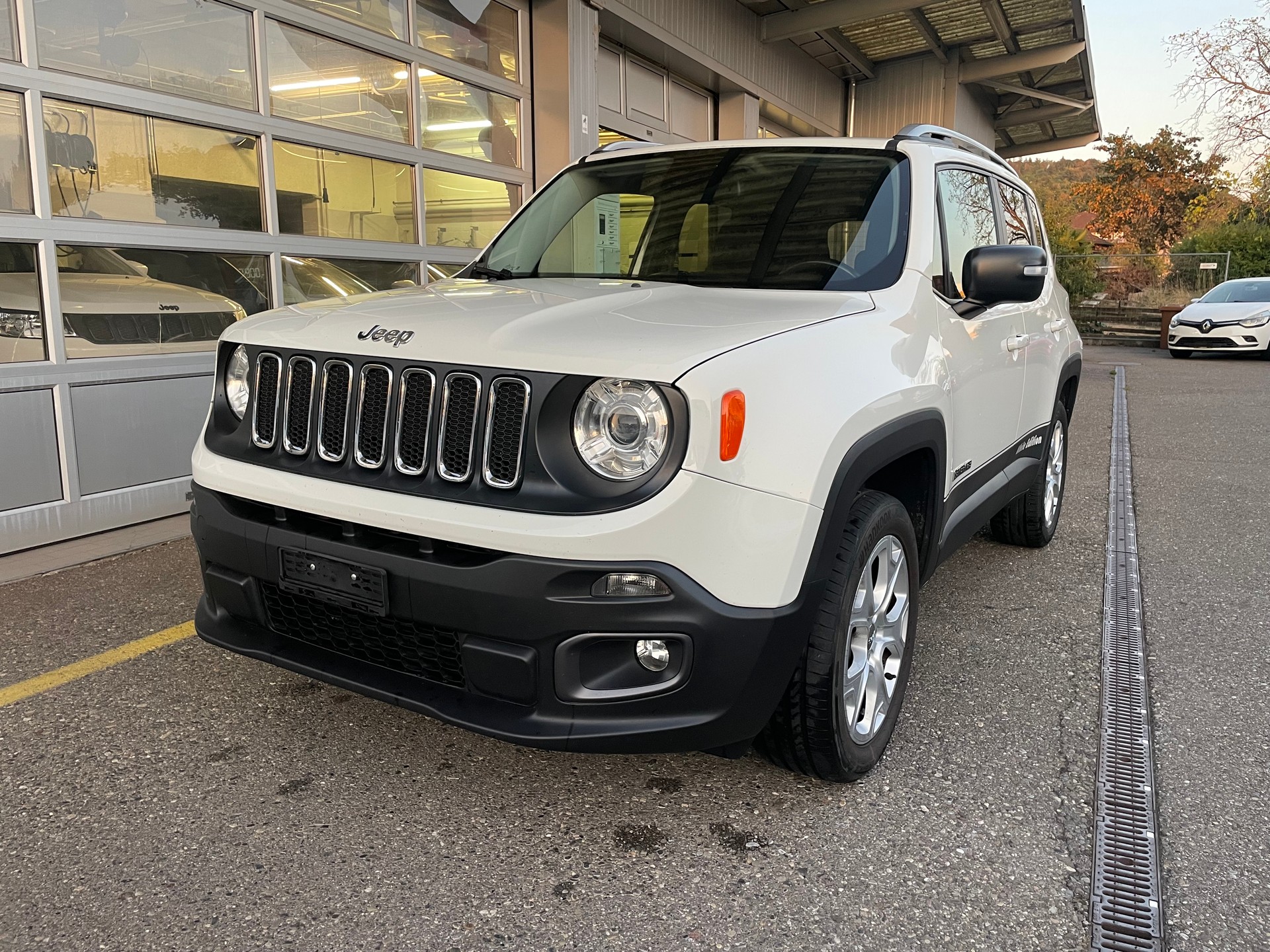 JEEP Renegade 2.0 CRD Limited AWD + Low Range 9ATX-image-0
