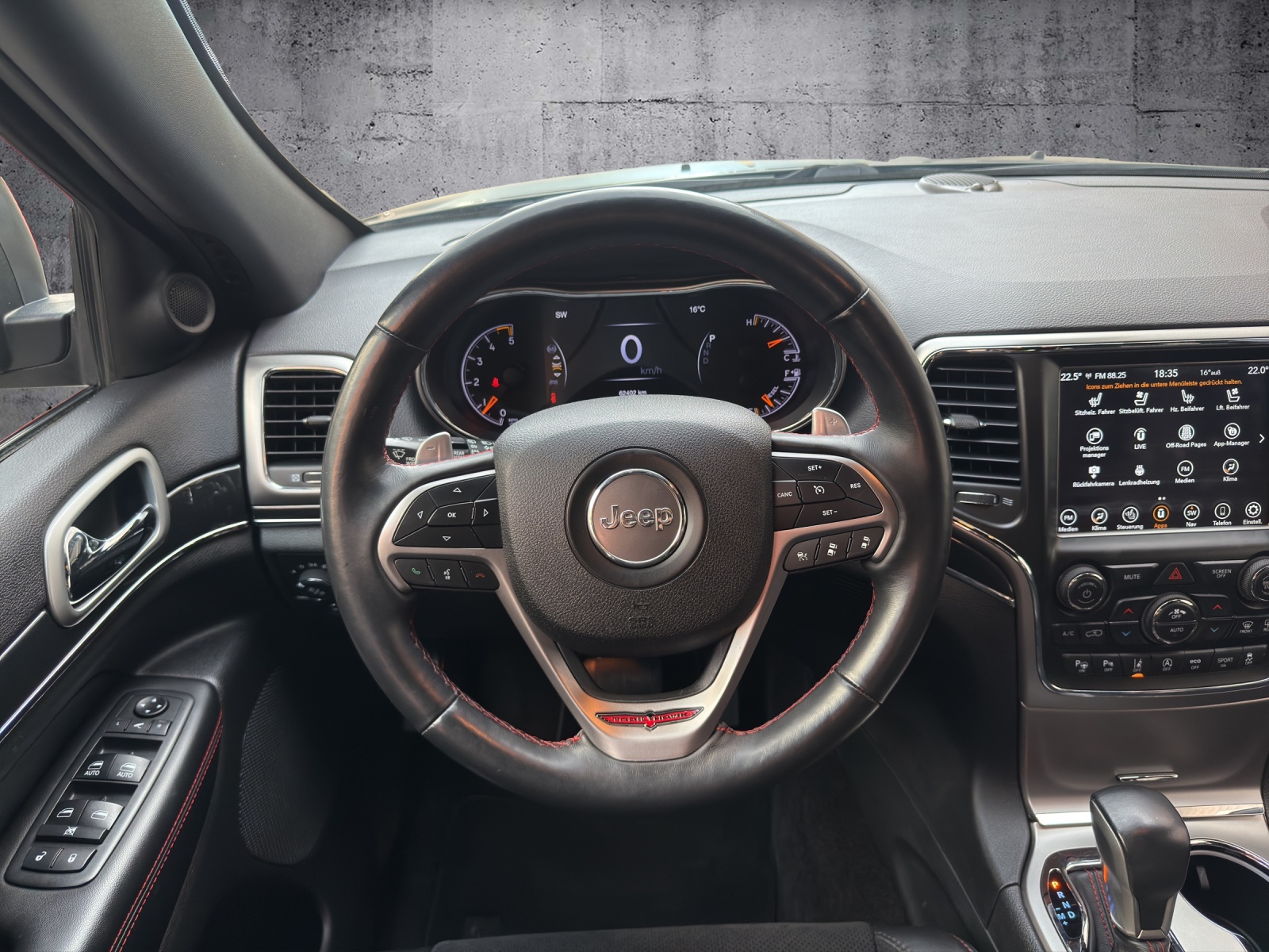 JEEP Grand Cherokee 3.0 CRD Trailhawk Automatic *CH-Fahrzeug*-image-7
