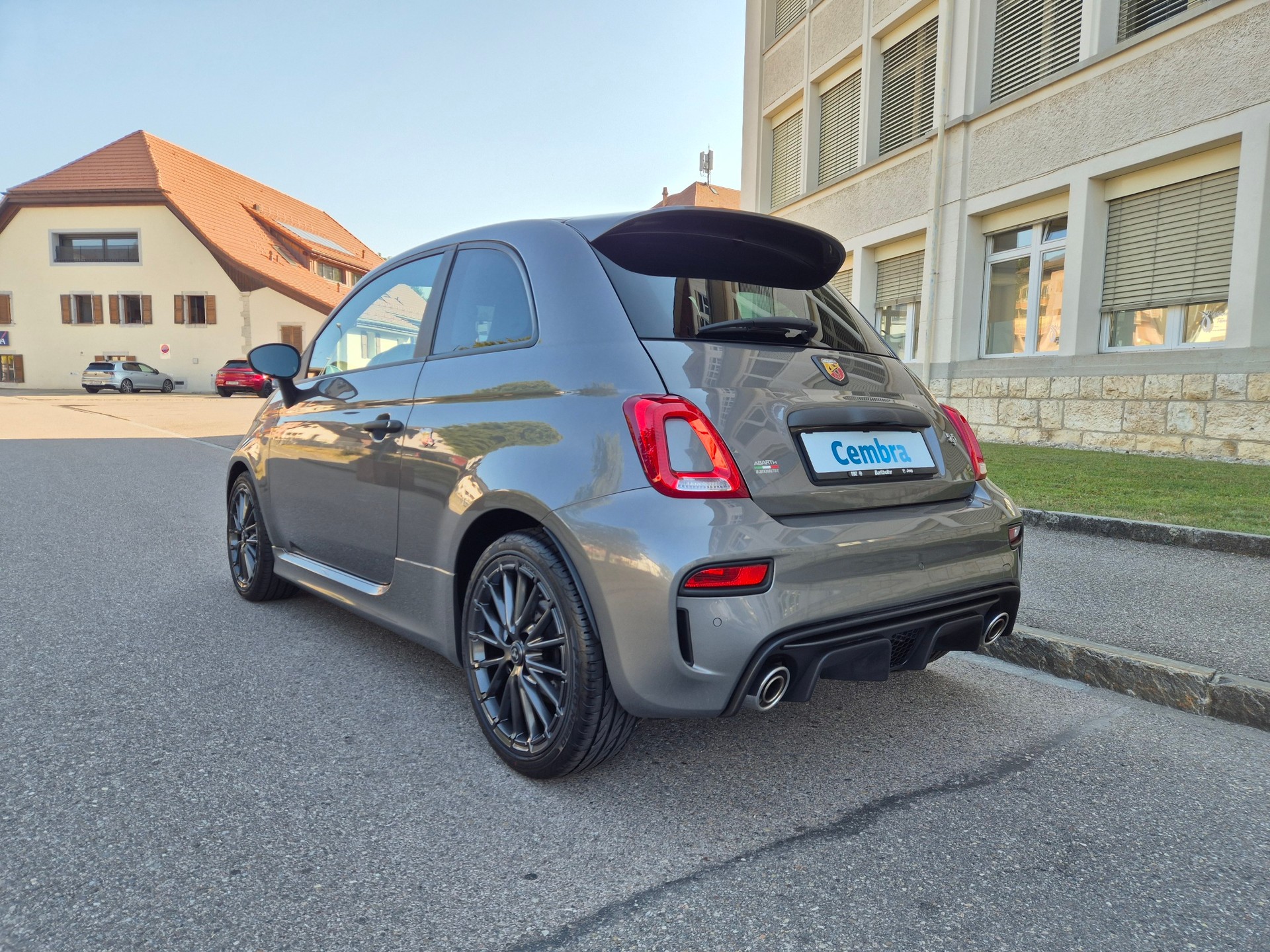 FIAT 595 1.4 16V Turbo Abarth 595 Premium Xenon-image-2