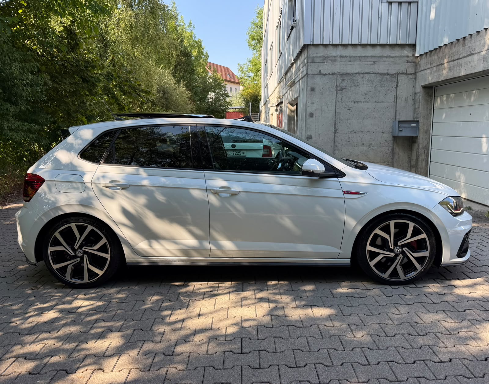 VW Polo 2.0 TSI GTI DSG-image-5