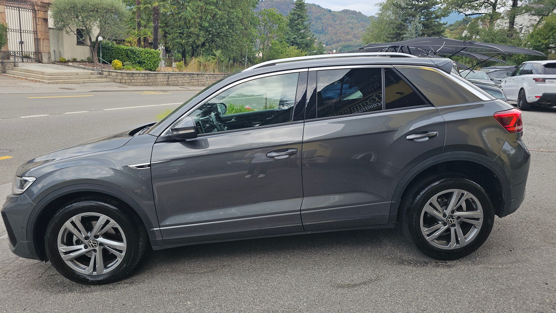 VW T-Roc 1.5 TSI EVO R-Line DSG-image-1