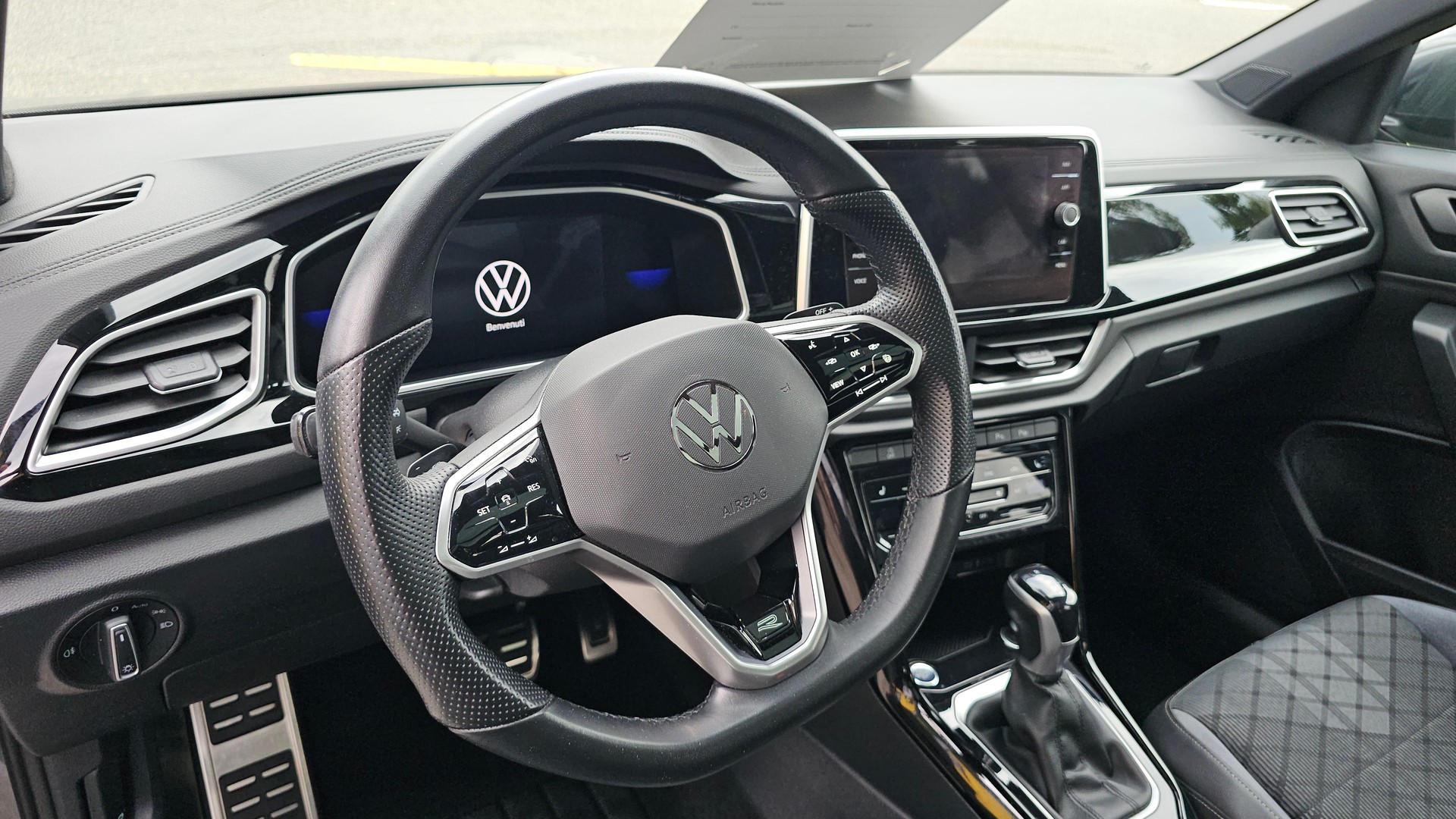 VW T-Roc 1.5 TSI EVO R-Line DSG-image-8