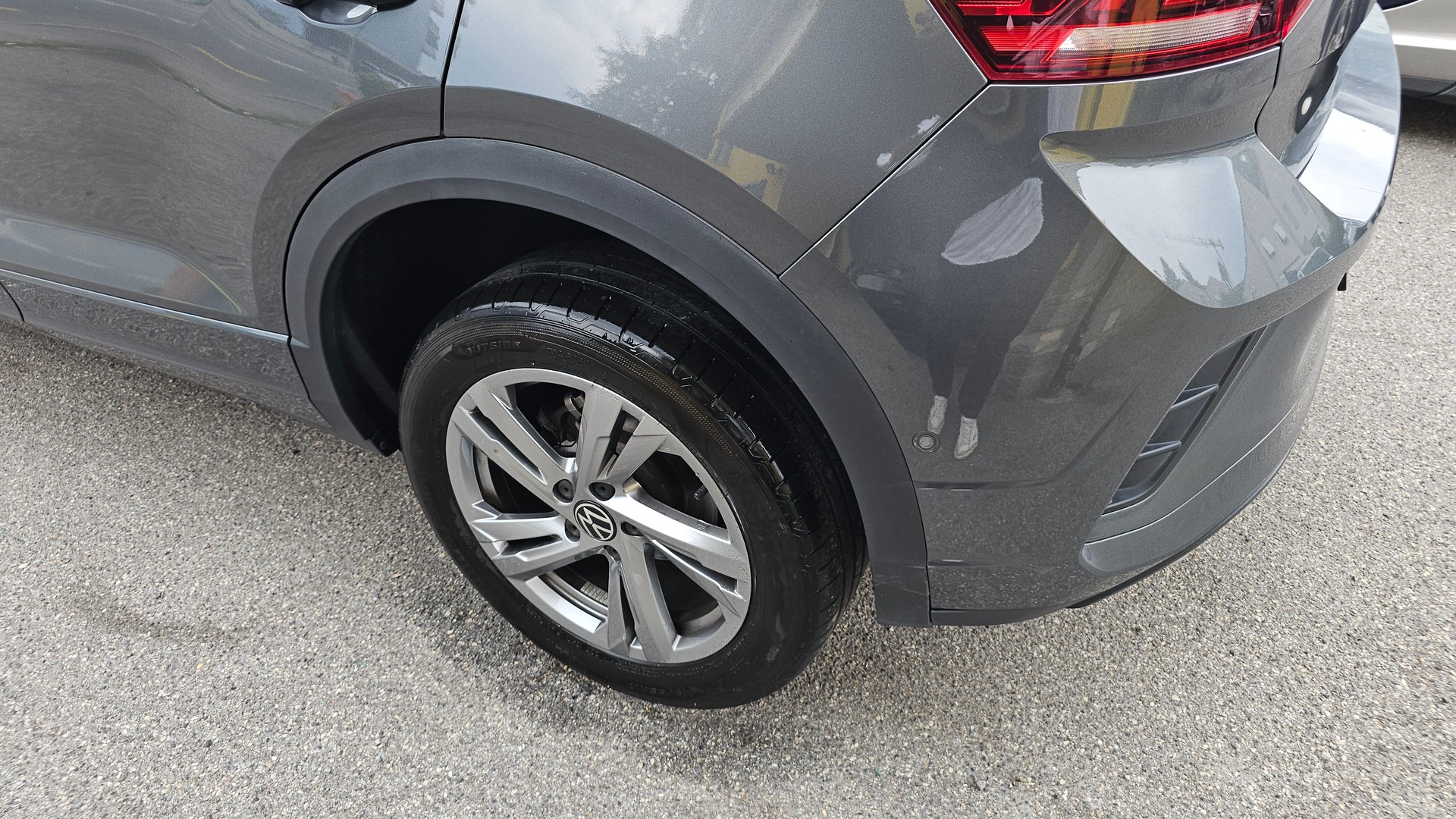 VW T-Roc 1.5 TSI EVO R-Line DSG-image-3