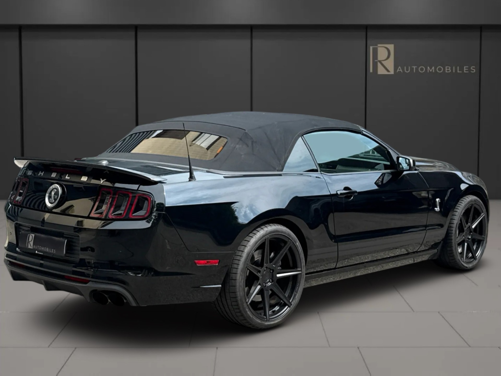 FORD Shelby GT 500-image-2