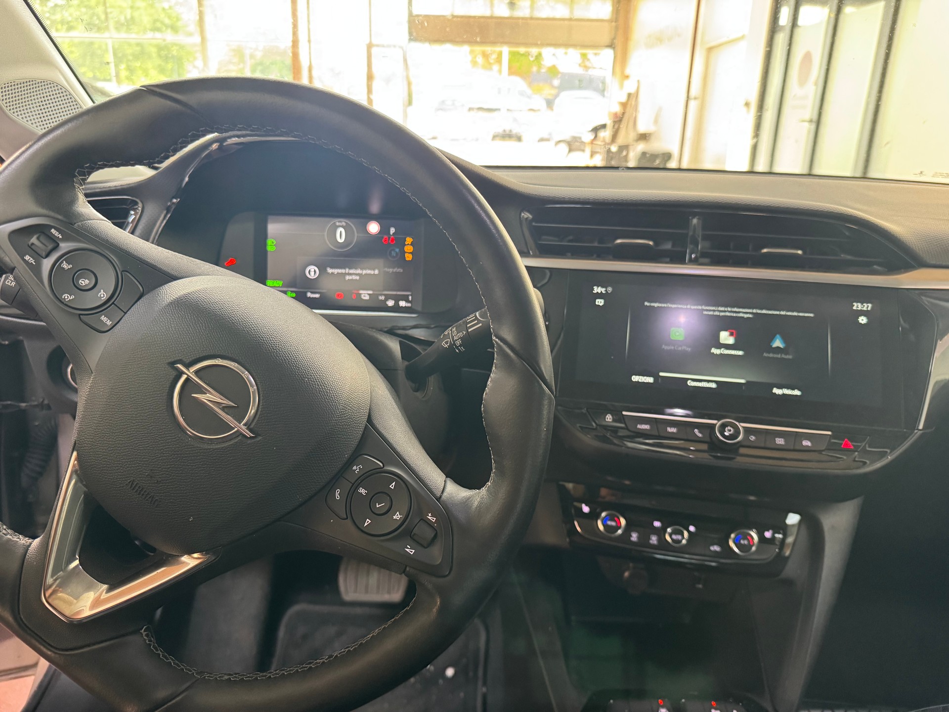 OPEL Corsa e-Elegance-image-12