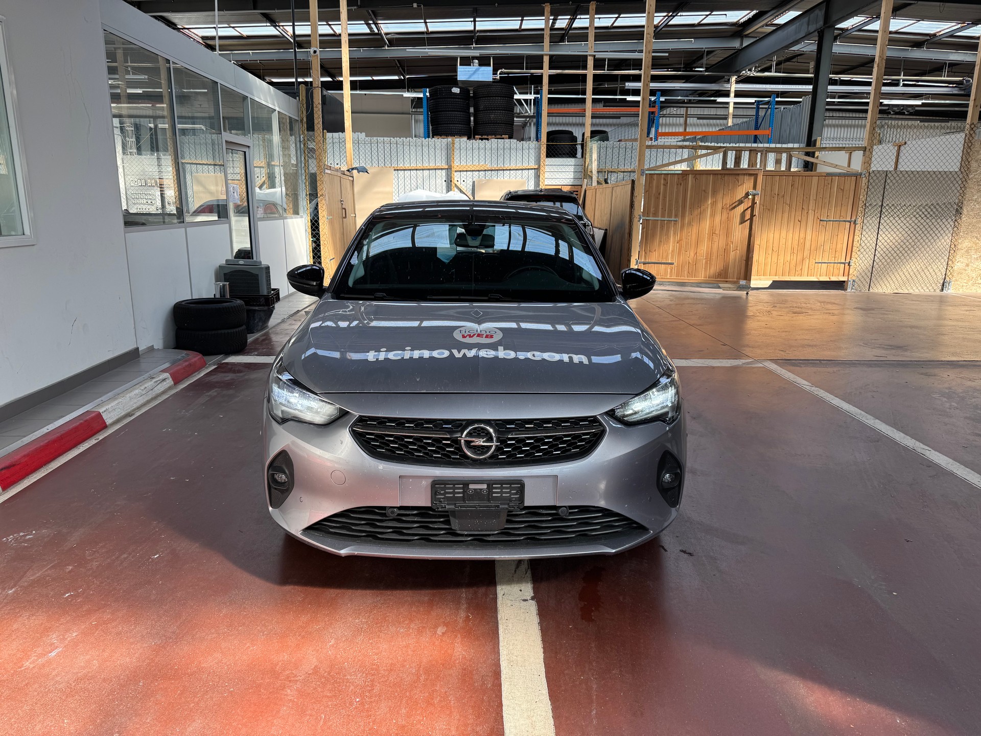 OPEL Corsa e-Elegance-image-2