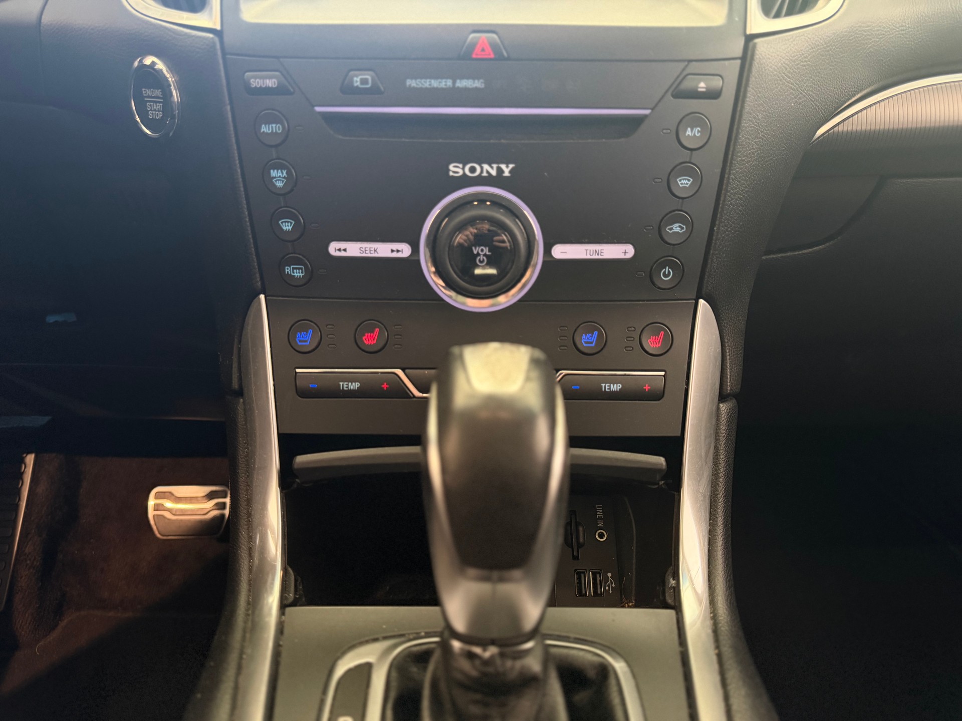 FORD Edge 2.0 TDCi Titanium 4WD PowerShift-image-12