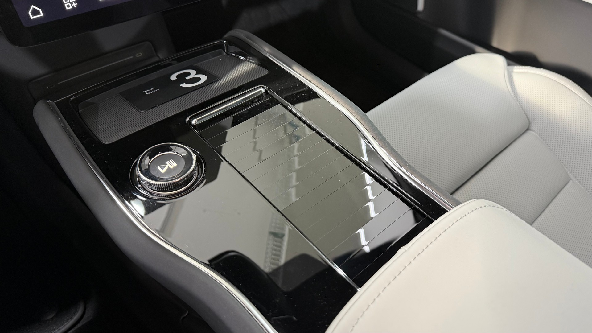 POLESTAR 3 Long Range Dual Motor Perfor-image-10