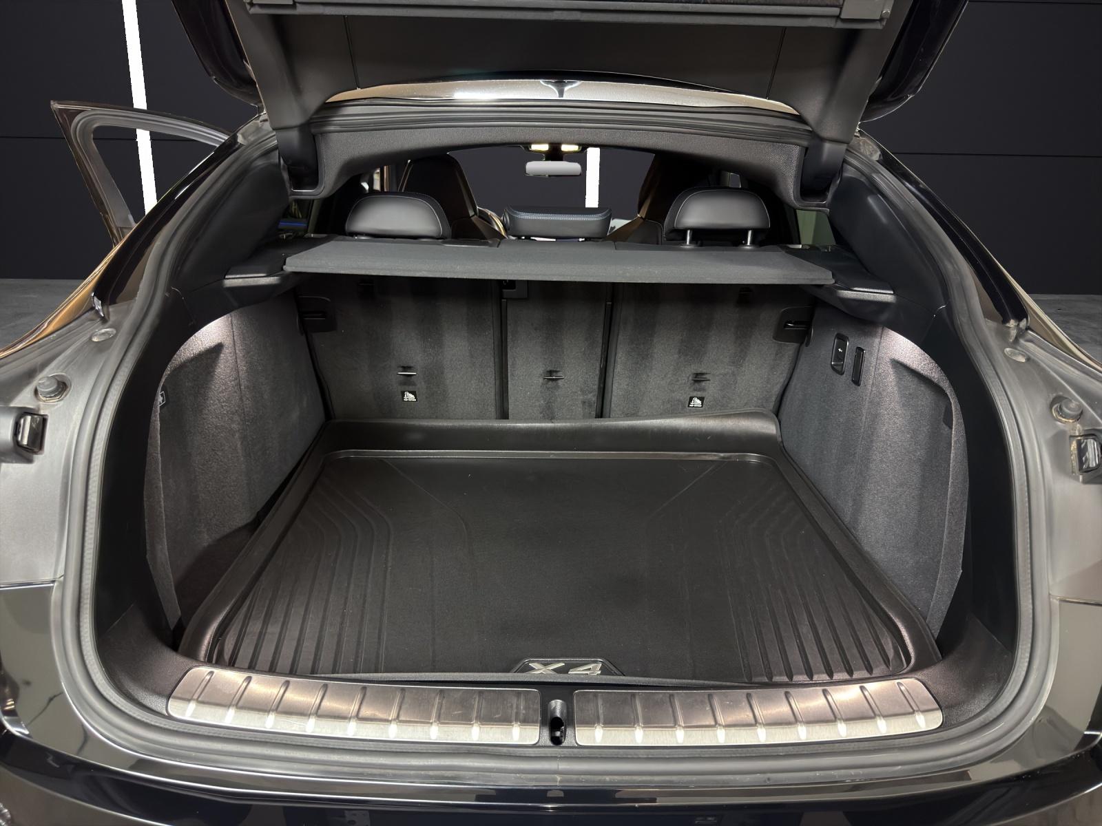 BMW X4 M40i-image-16