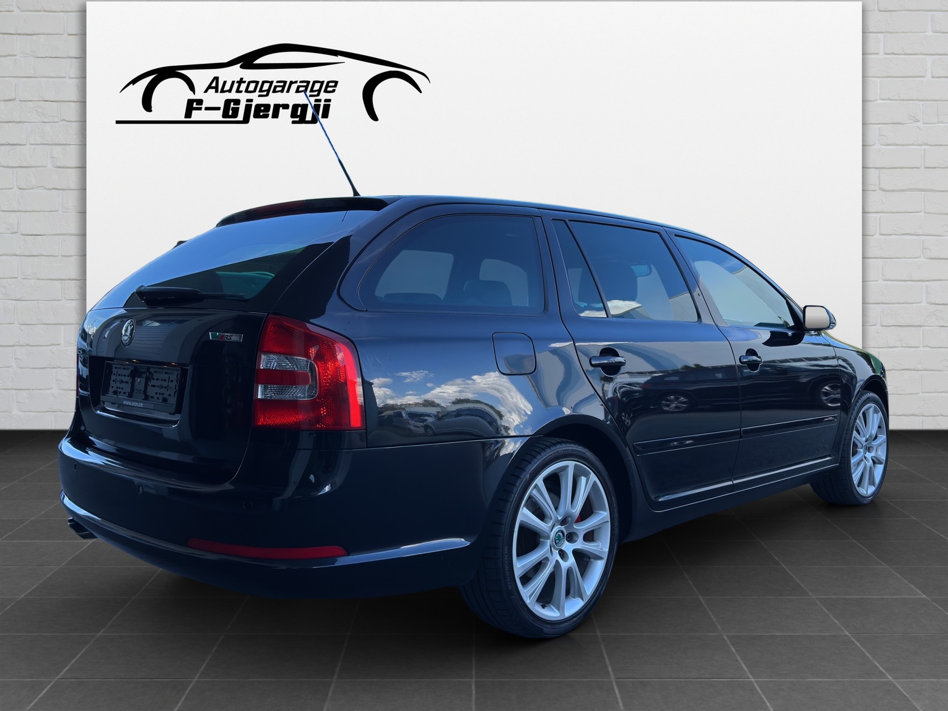 SKODA Octavia 2.0 TFSI RS-image-5