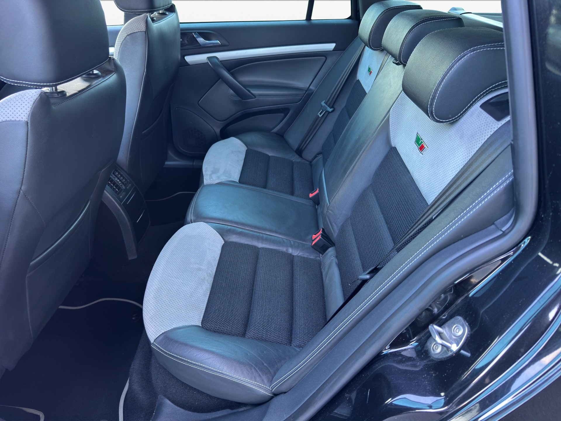 SKODA Octavia 2.0 TFSI RS-image-12