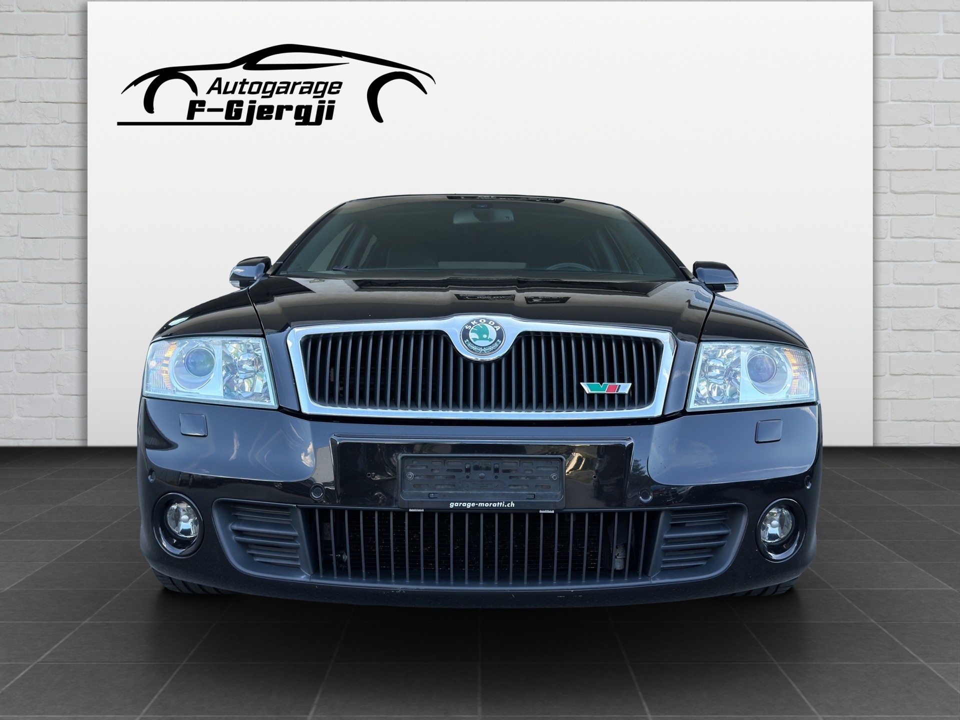 SKODA Octavia 2.0 TFSI RS-image-2