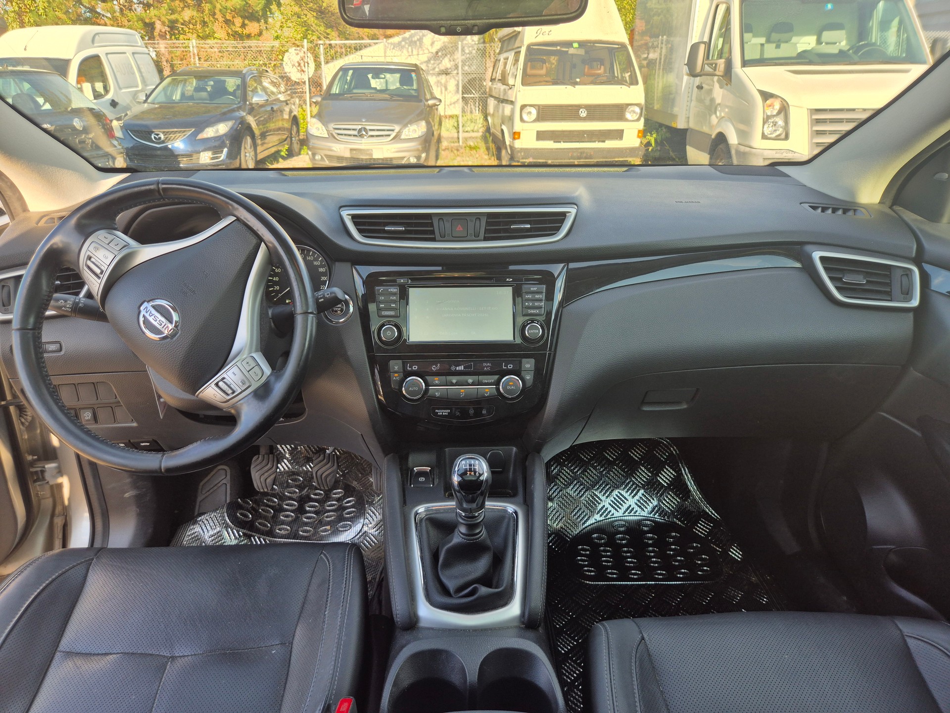 NISSAN Qashqai 1.2 DIG-T acenta-image-10