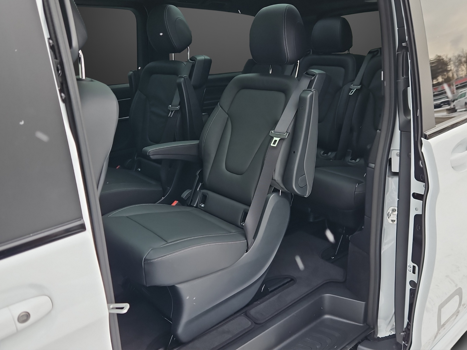 MERCEDES-BENZ V 300 d lang 4Matic Exclusive 9G-Tronic-image-8