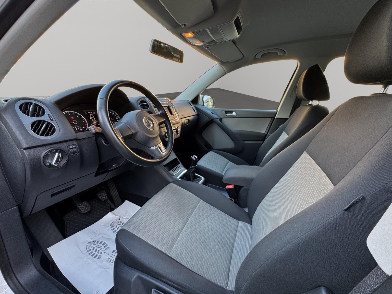 VW Tiguan 2.0 TDI BMT Design 4Motion-image-9