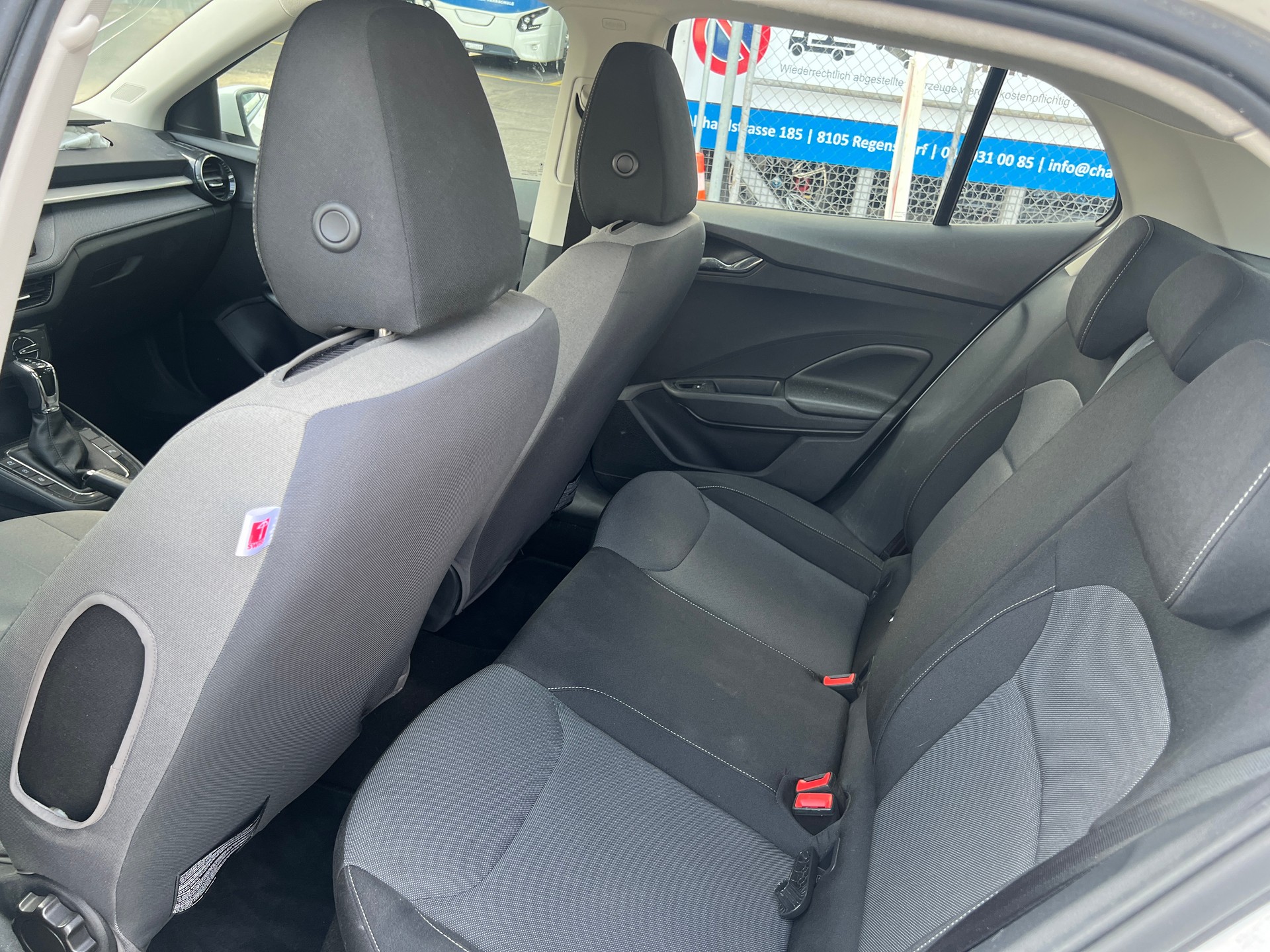 SKODA Fabia 1.0 TSI Selection DSG-image-10