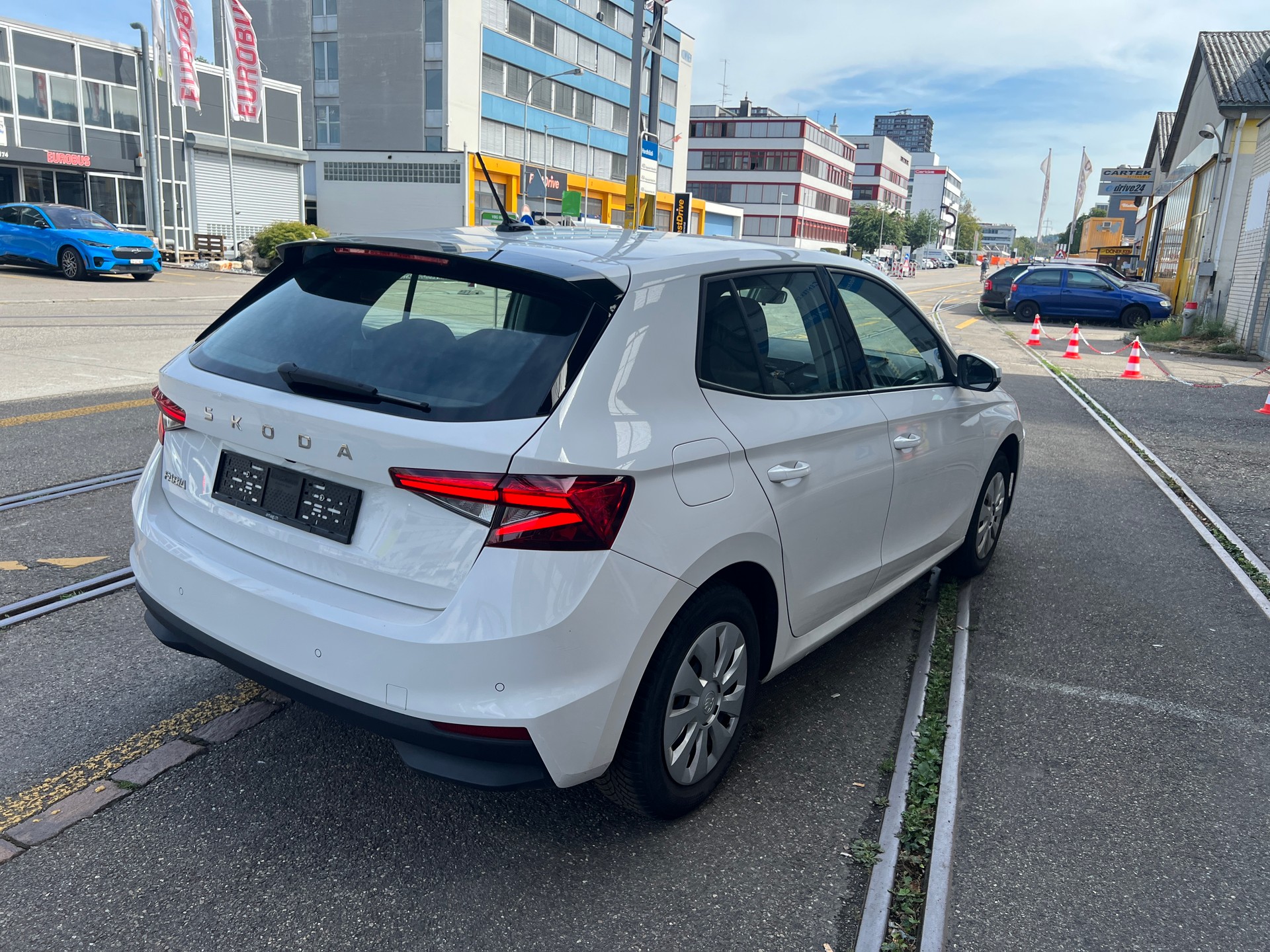 SKODA Fabia 1.0 TSI Selection DSG-image-4