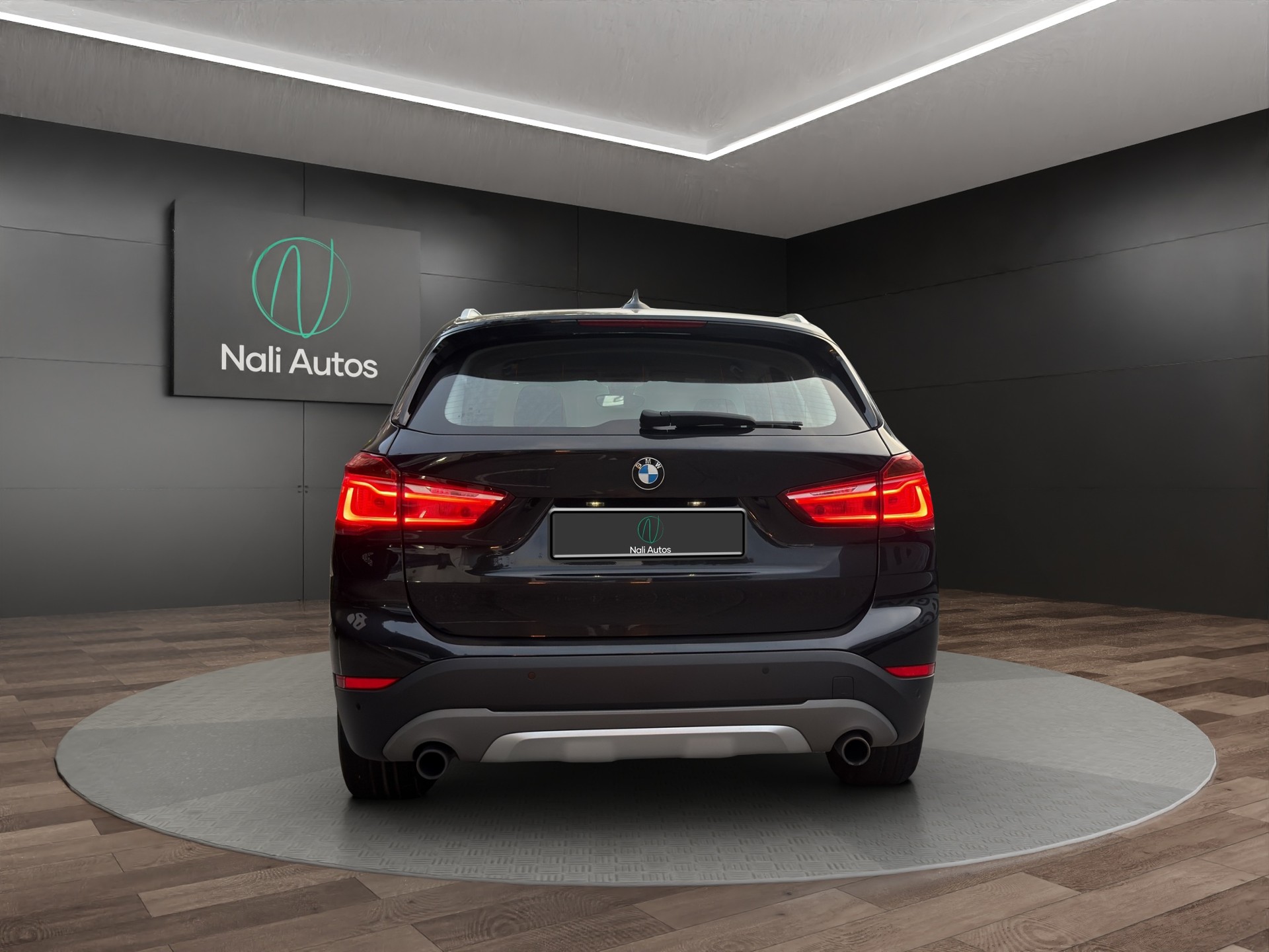BMW X1 xDrive 20d xLine Steptronic-image-4