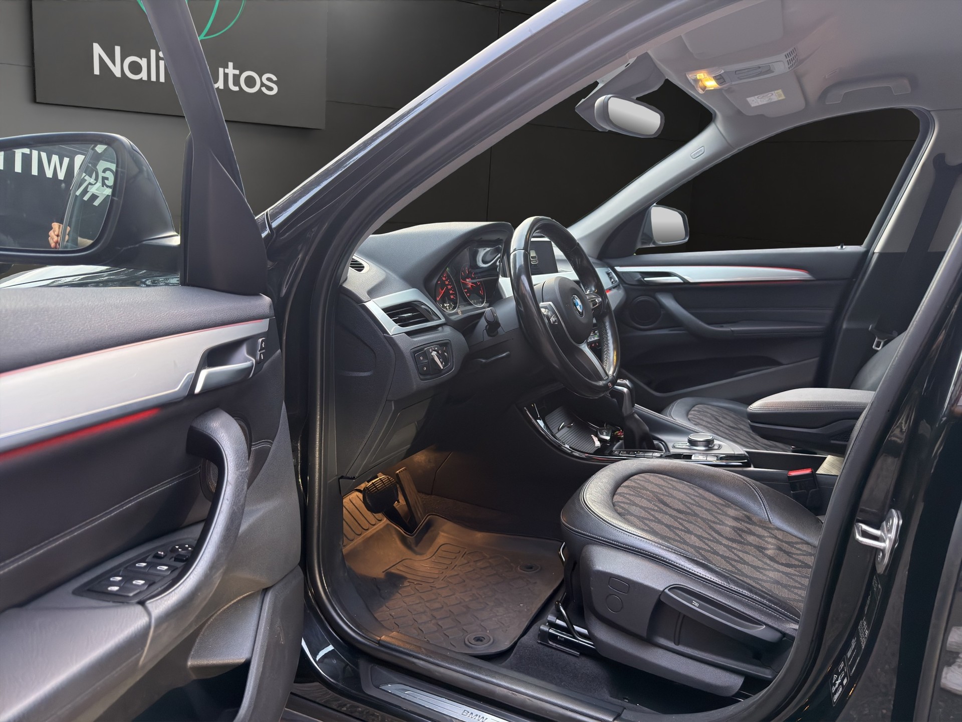 BMW X1 xDrive 20d xLine Steptronic-image-9