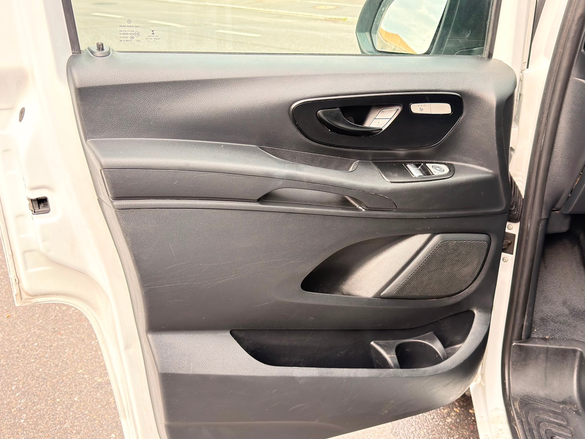 MERCEDES-BENZ Vito 114 BlueTEC EL Euro 6-image-4