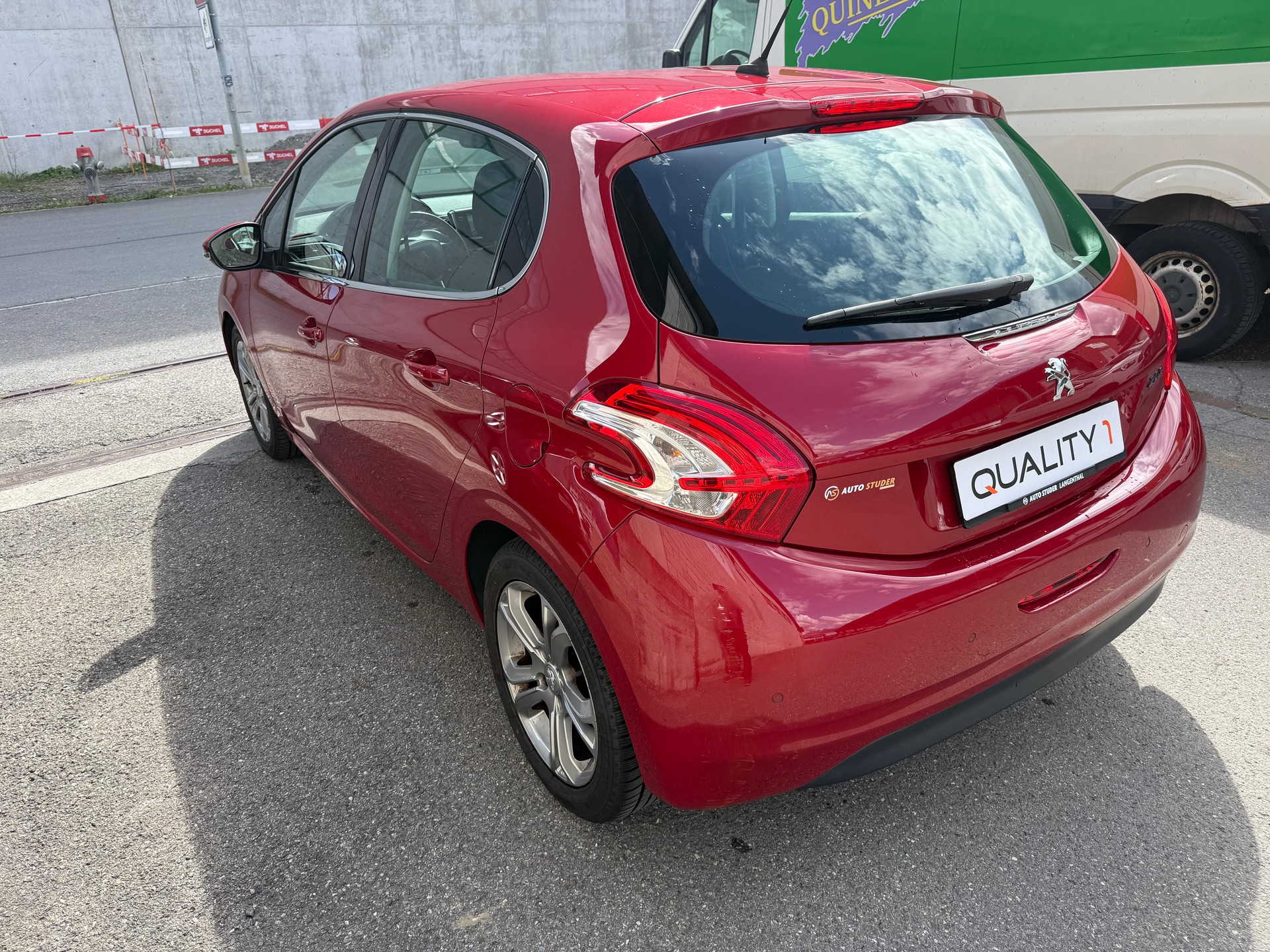 PEUGEOT 208 1.6 VTI - AUTOMATIK-image-5
