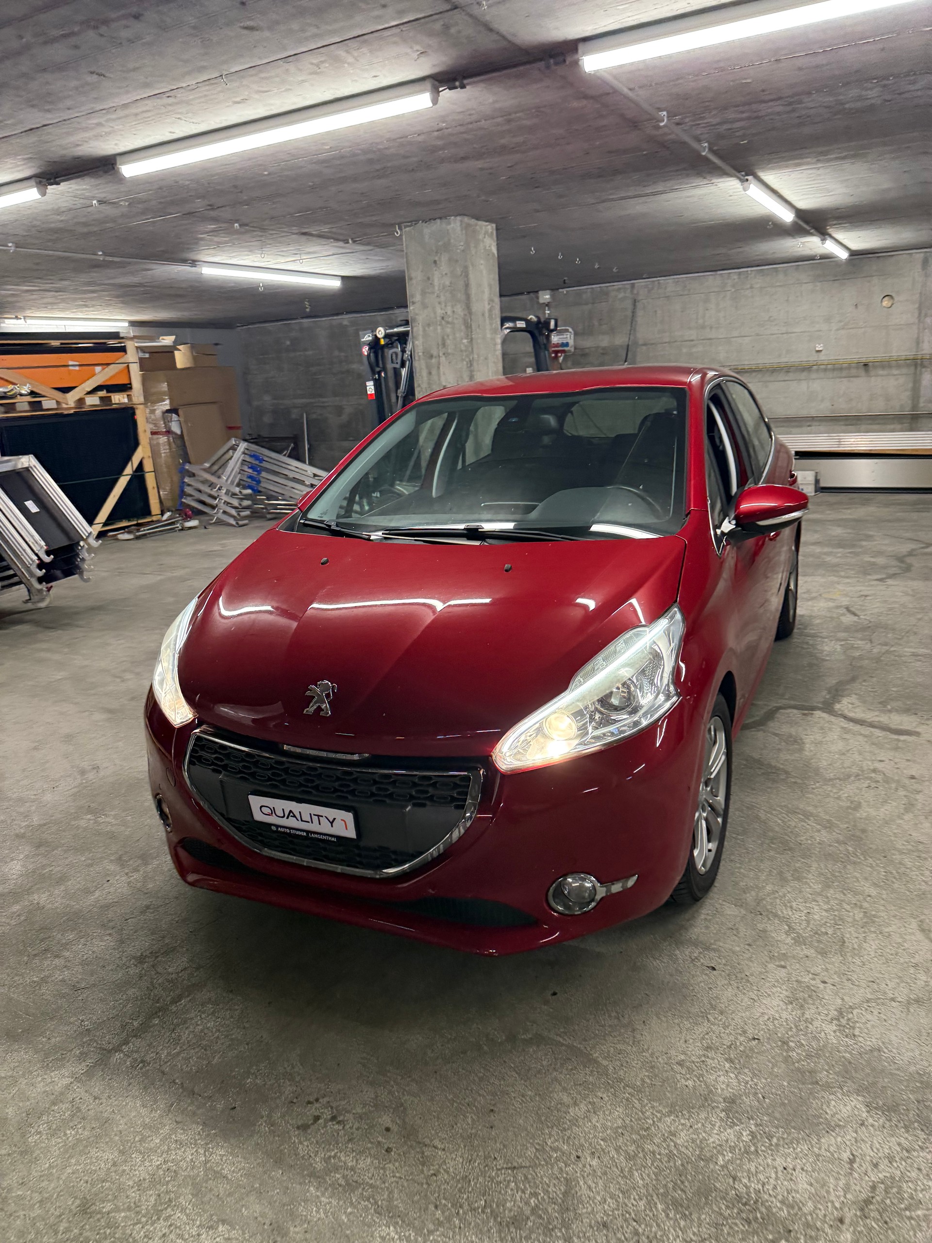 PEUGEOT 208 1.6 VTI Allure Automatik