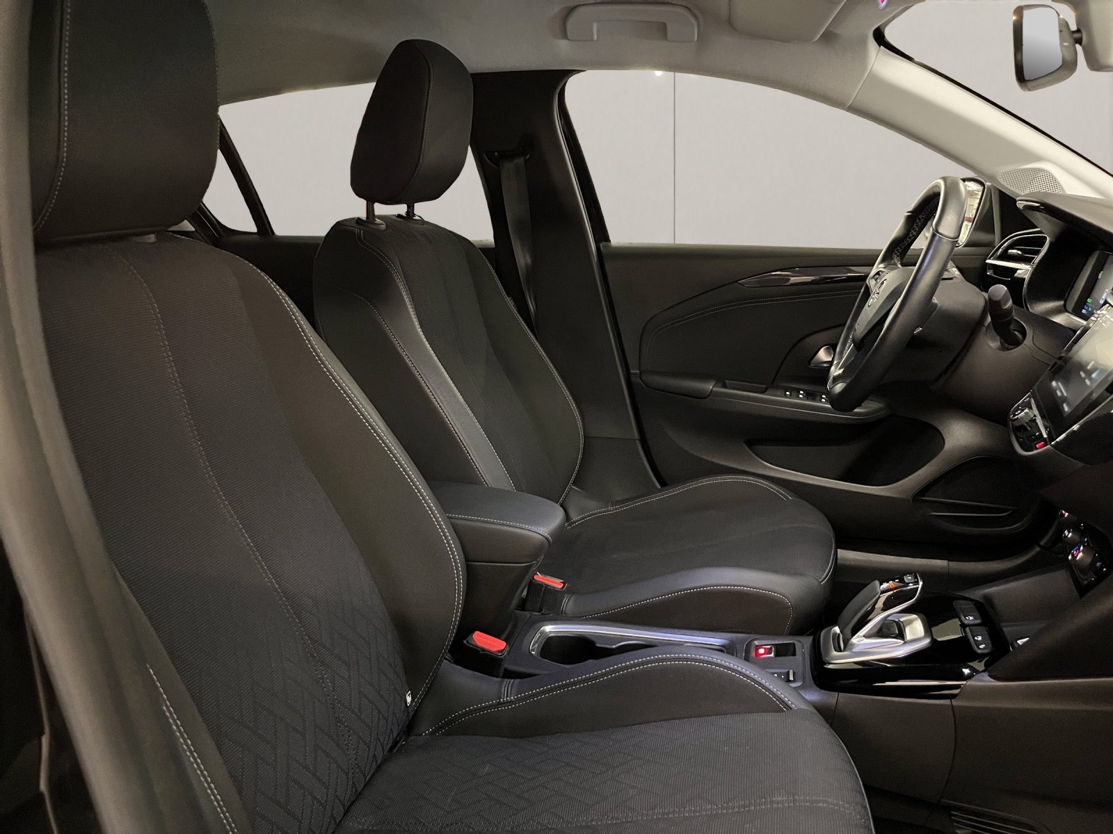 OPEL Corsa-e Elegance-image-13
