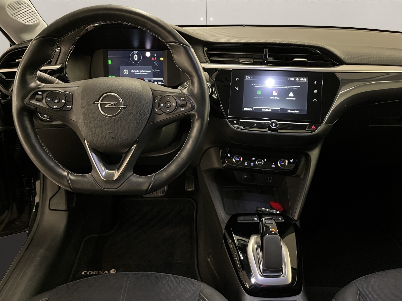 OPEL Corsa-e Elegance-image-8