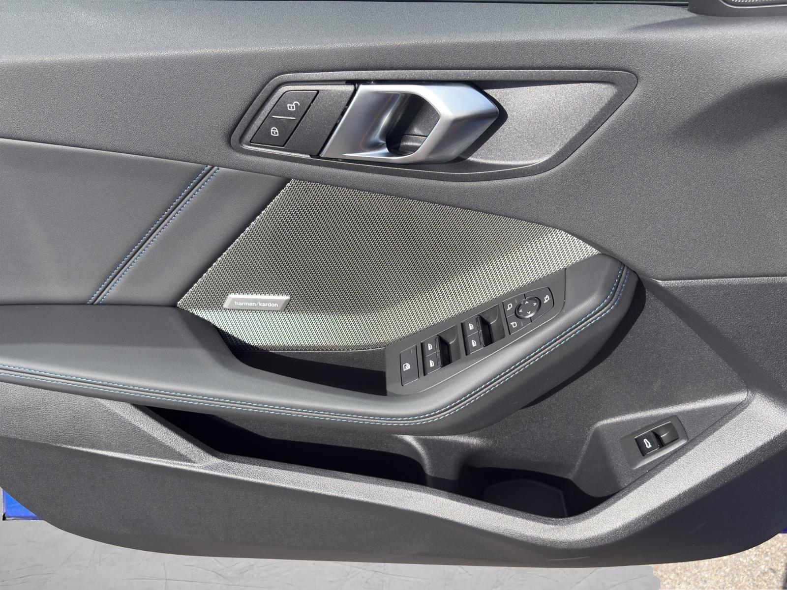 BMW 123 xDrive-image-16