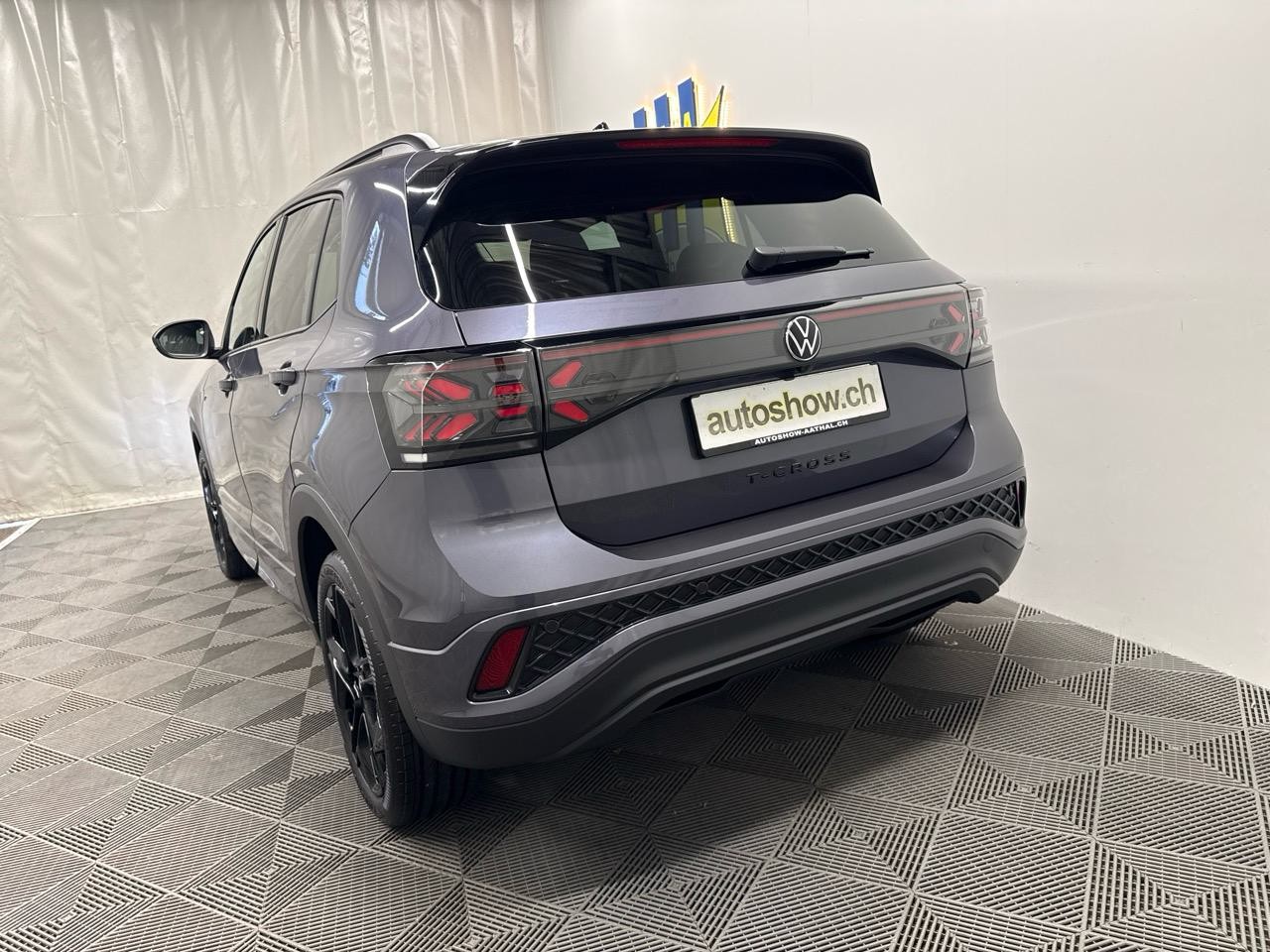 VW T-Cross 1.0TSI R-Line Black Limited 115-image-12
