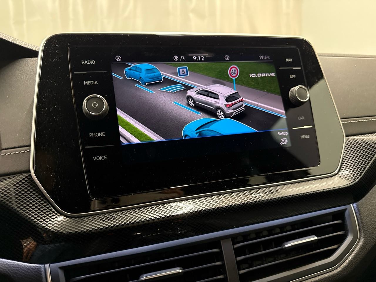 VW T-Cross 1.0TSI R-Line Black Limited 115-image-5