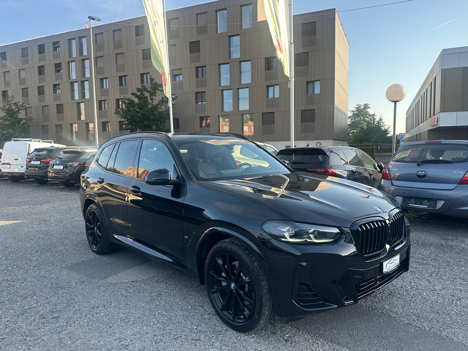 BMW X3 xDrive 30e M Sport (CH Auto)-showroom-element-2