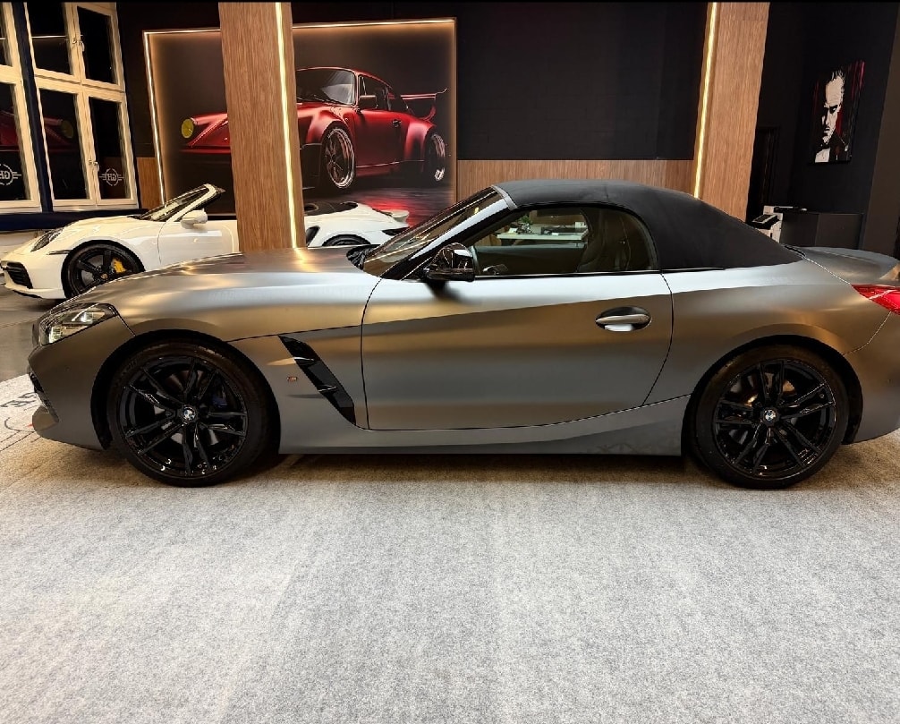 BMW Z4 M40i G29 2020 Frozen Grey-image-2