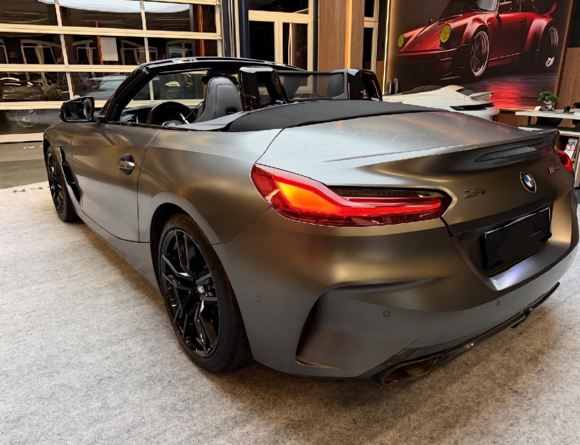BMW Z4 M40i G29 2020 Frozen Grey-image-3