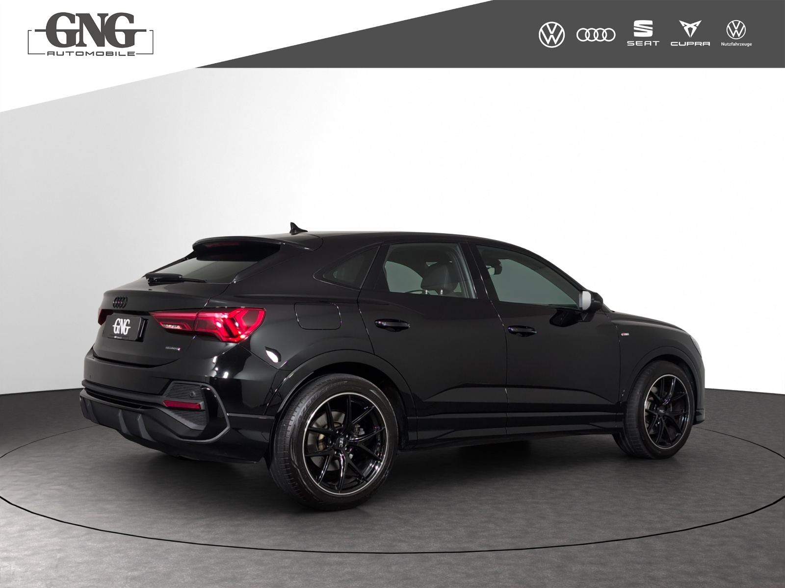 AUDI Q3 Sportback 45 TFSI S line quattro S-tronic-image-2