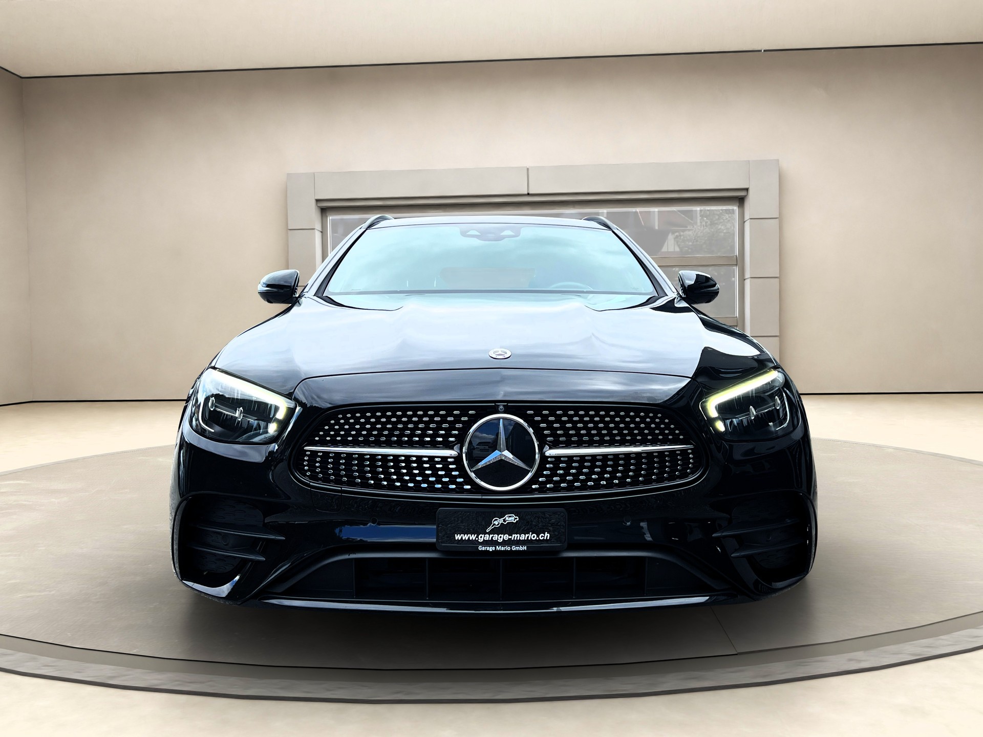 MERCEDES-BENZ E 220 d T 4Matic❗AMG Line❗9G-Tronic ✅CH-Fahrzeug aus 1. Hand mit einer TOP-Ausstattung✅-image-1