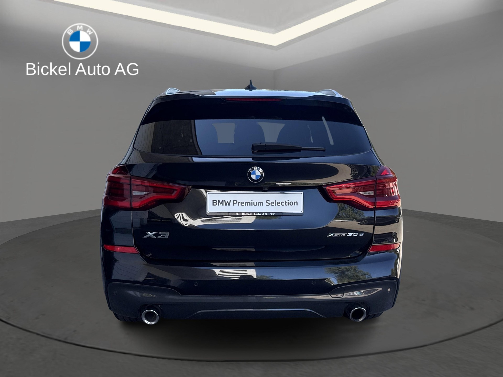 BMW X3 xDrive 30e M Sport-showroom-element-3